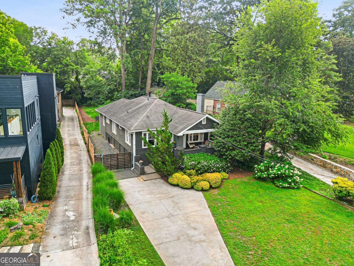 1102 Woodland Avenue SE