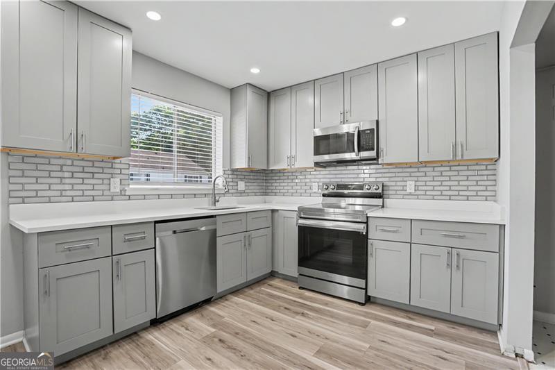 7307 Cardigan Circle