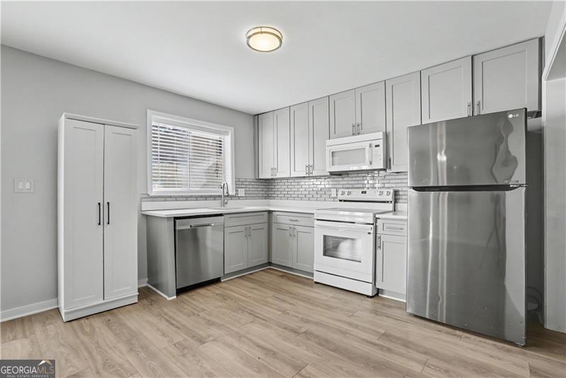 7307 Cardigan Circle