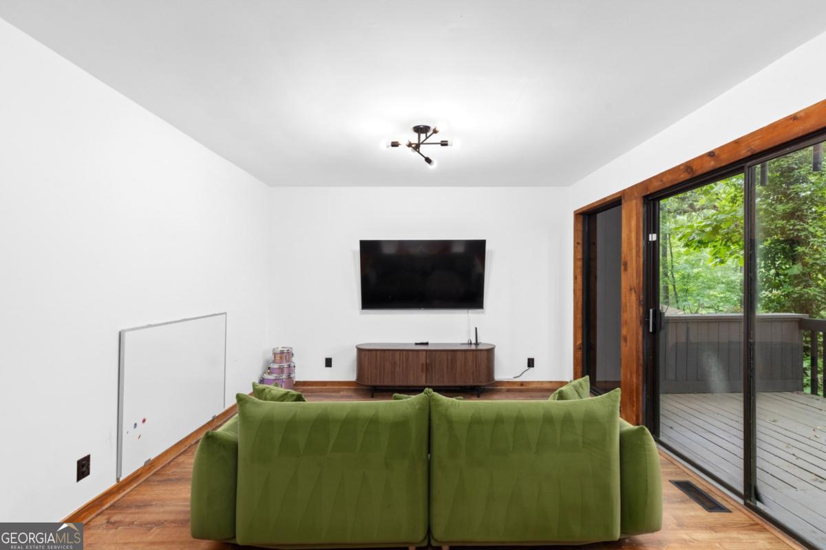 1080 Martin Ridge Road