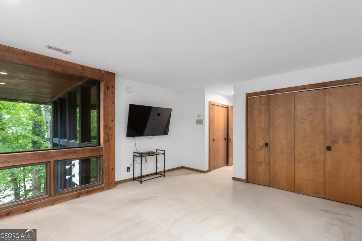 1080 Martin Ridge Road