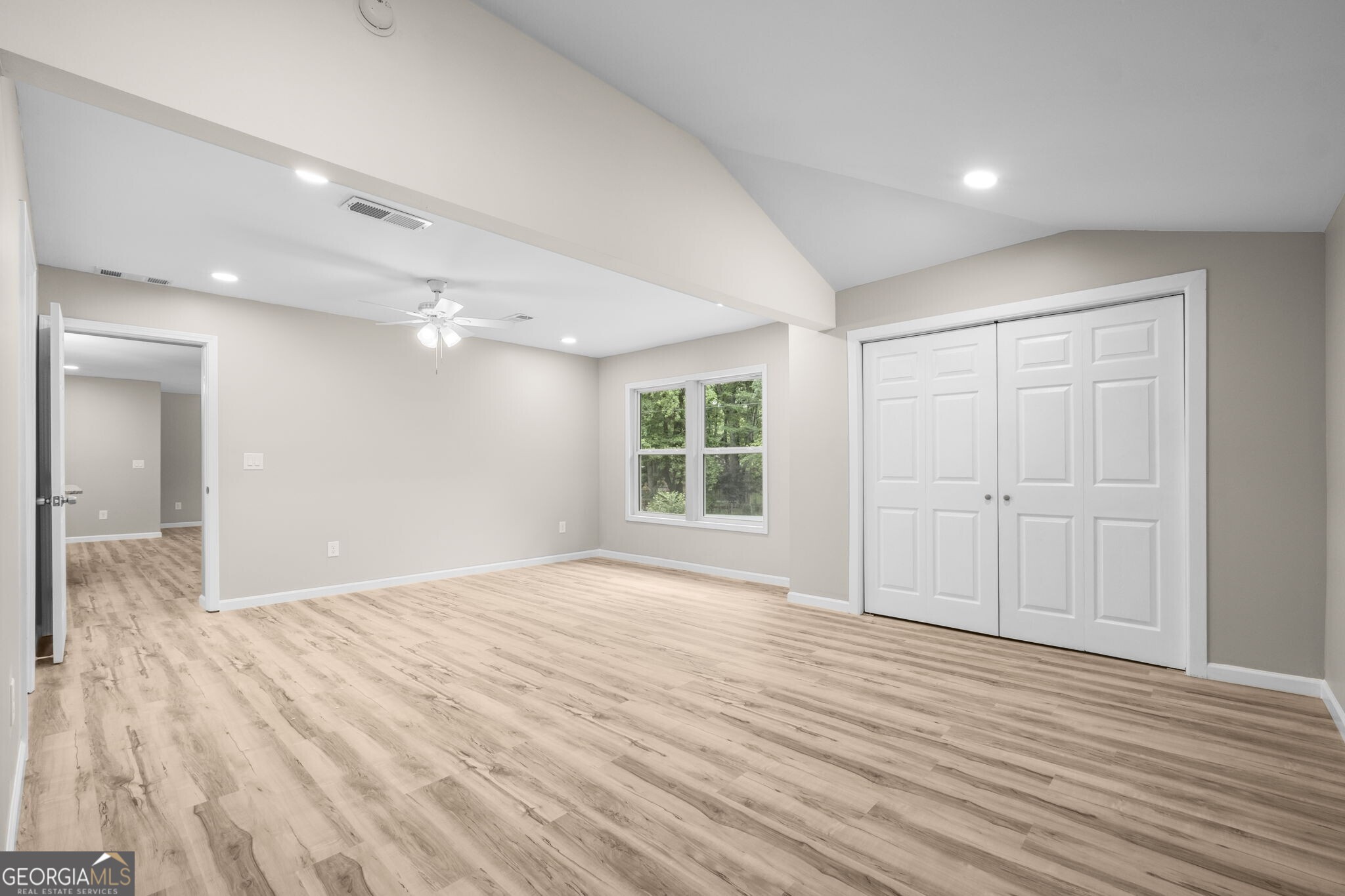 4200 Pinetree Drive