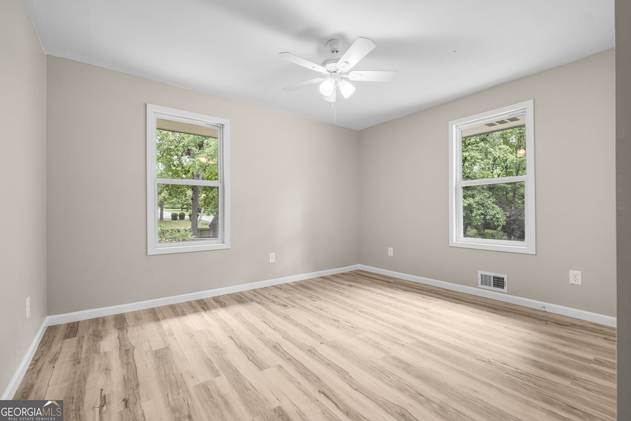 4200 Pinetree Drive