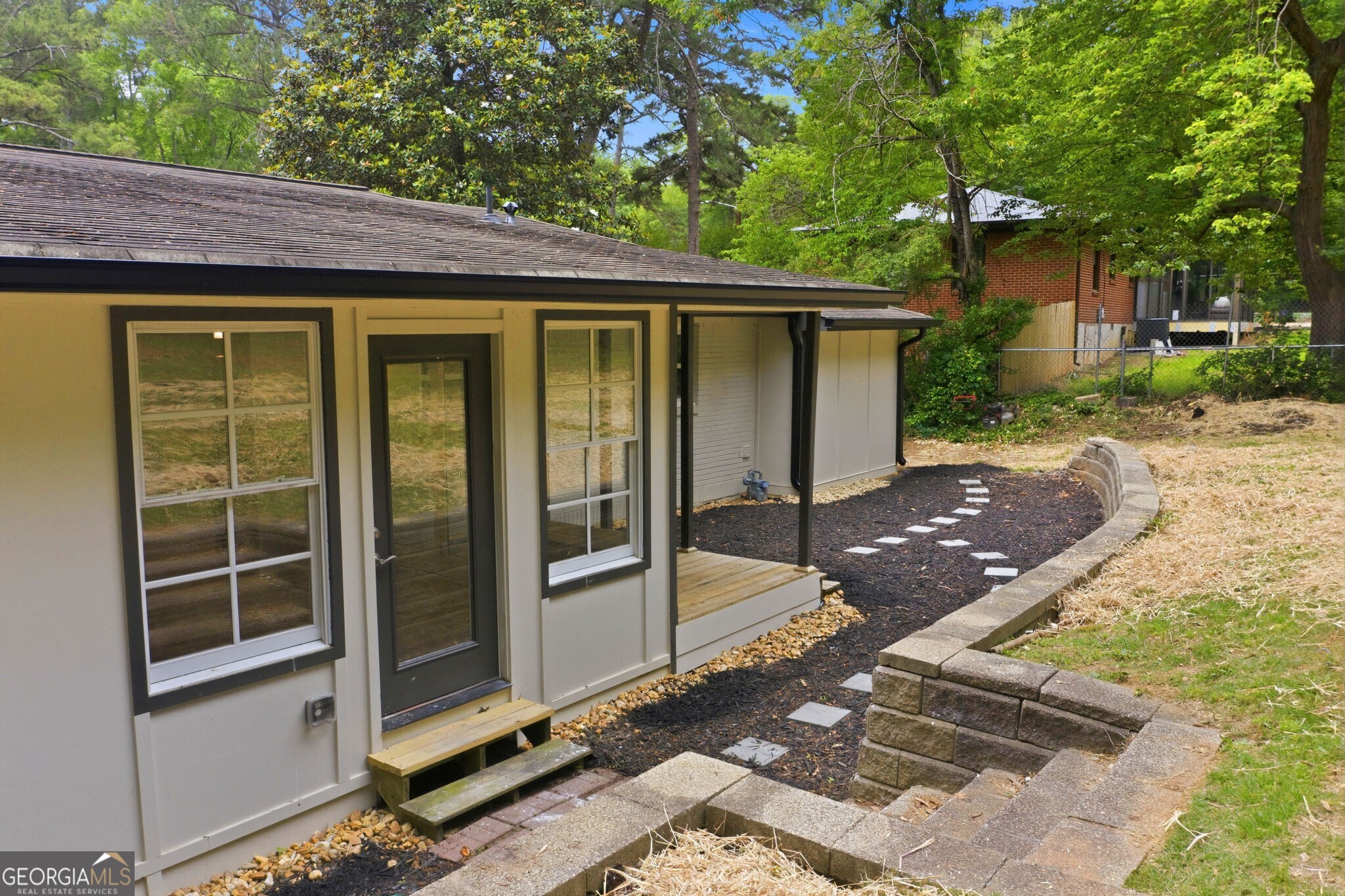 4200 Pinetree Drive