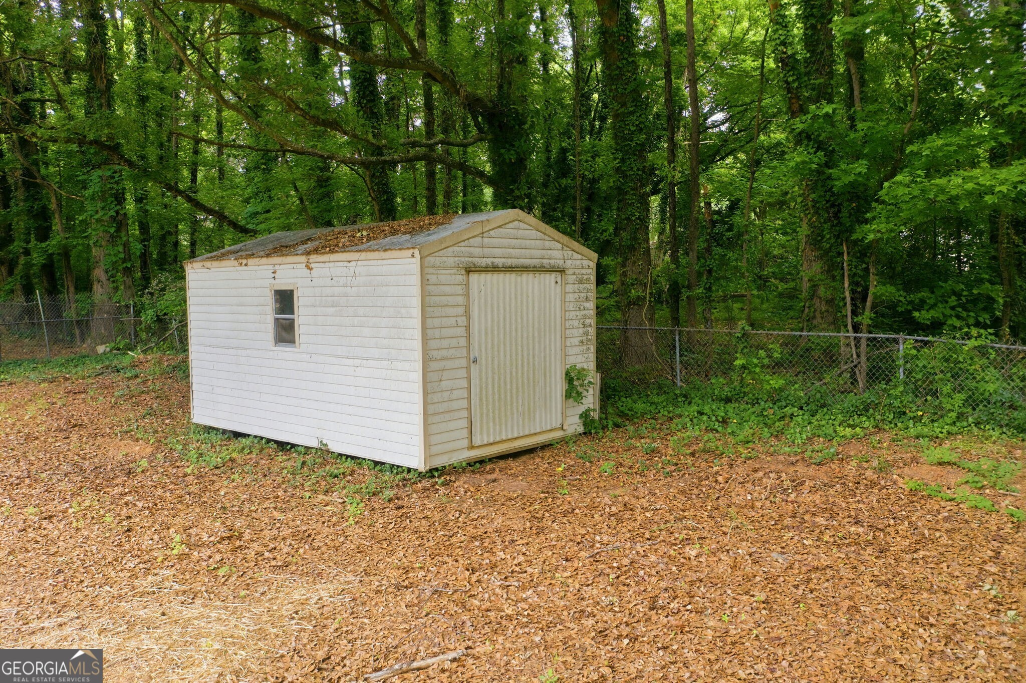 4200 Pinetree Drive