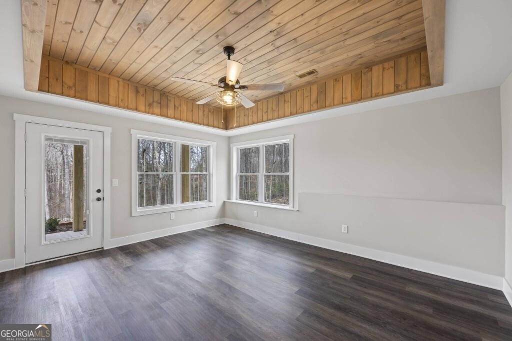 234 Lake View Drive