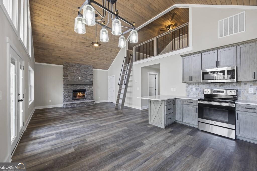 234 Lake View Drive