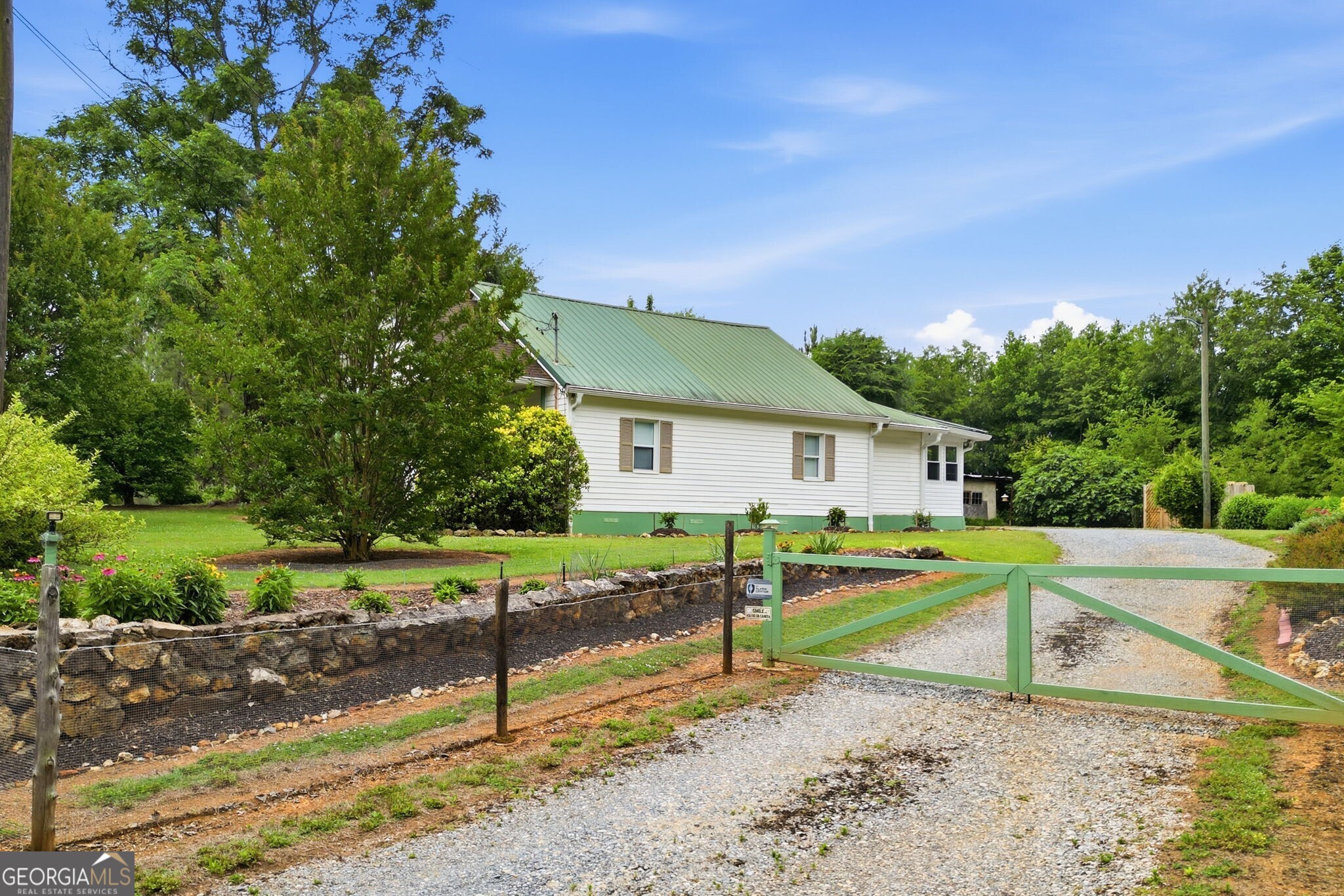 181 Cedar Creek Road NW