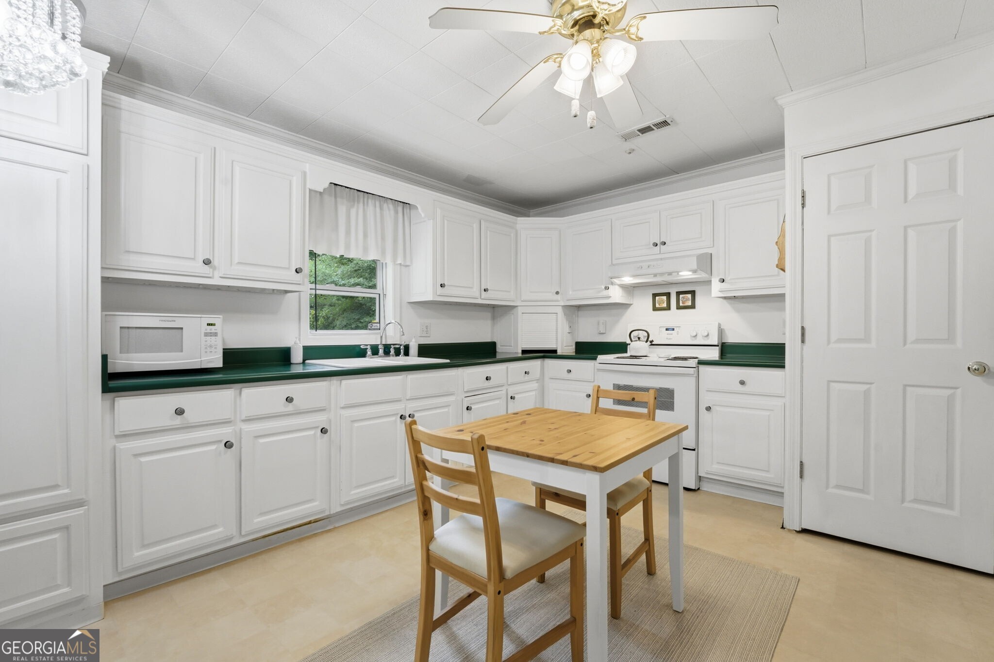 181 Cedar Creek Road NW