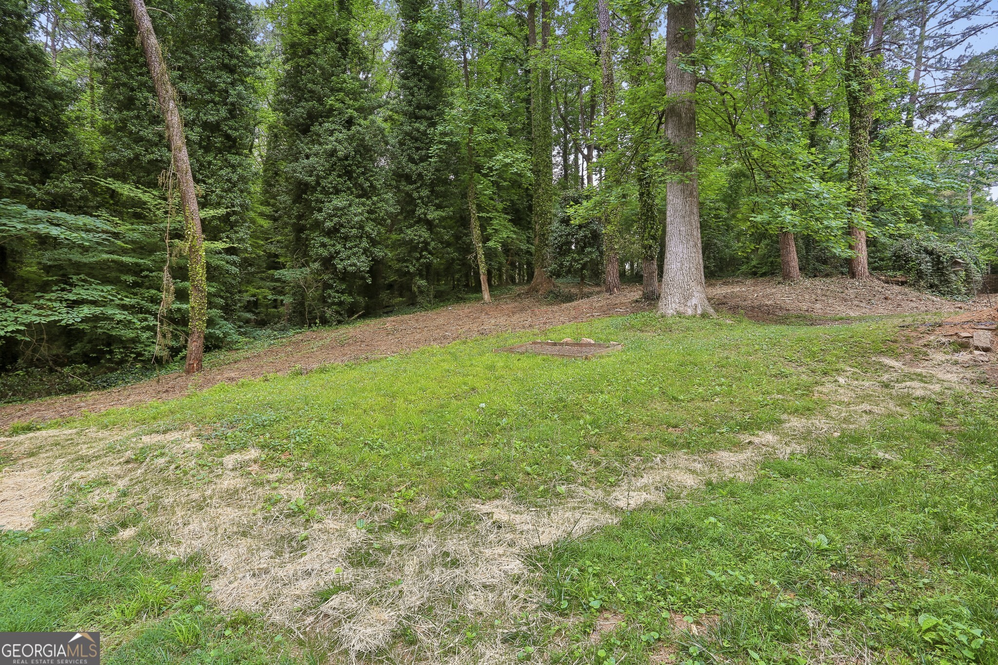 2889 White Oak Drive