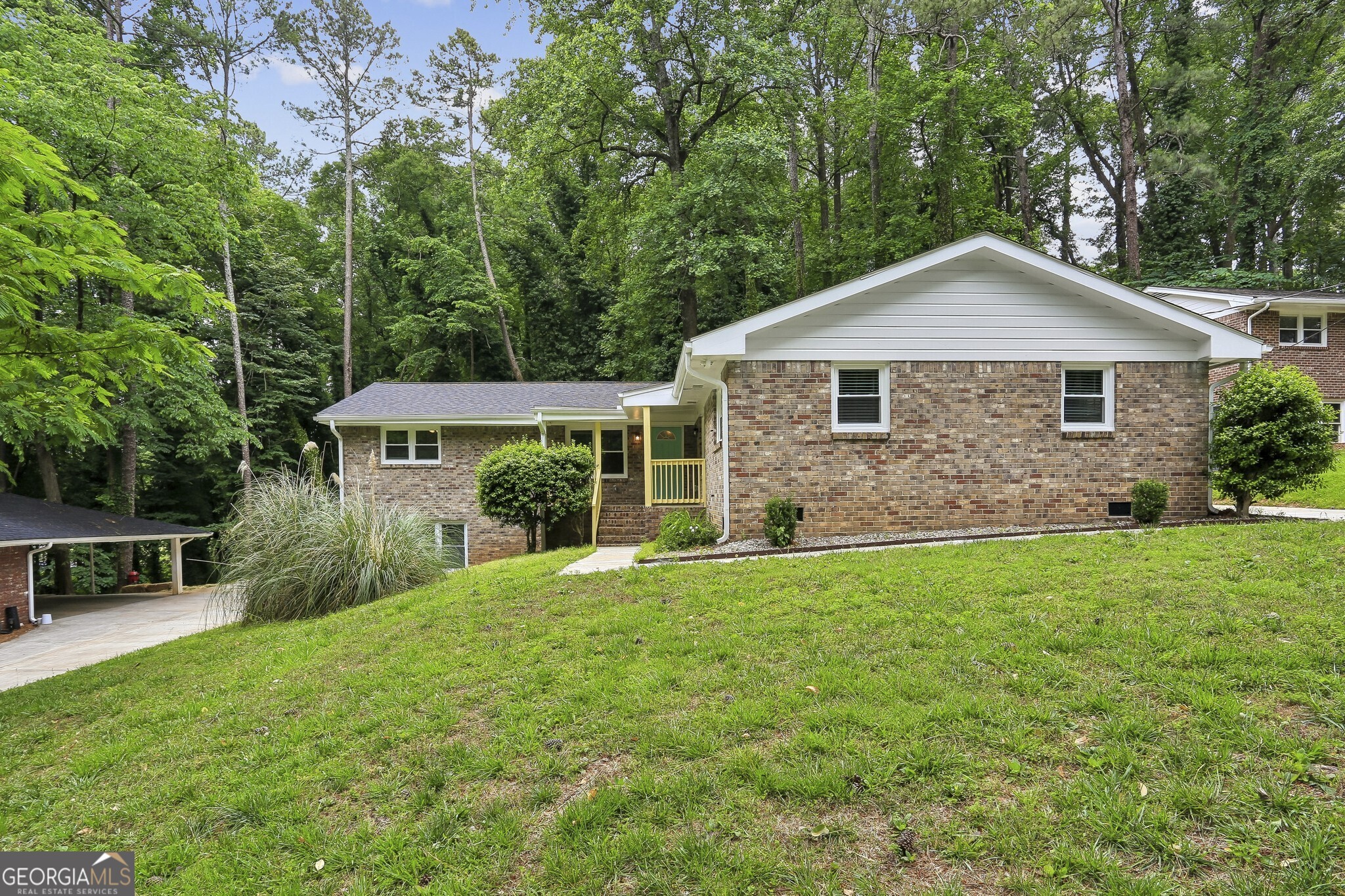 2891 White Oak Drive