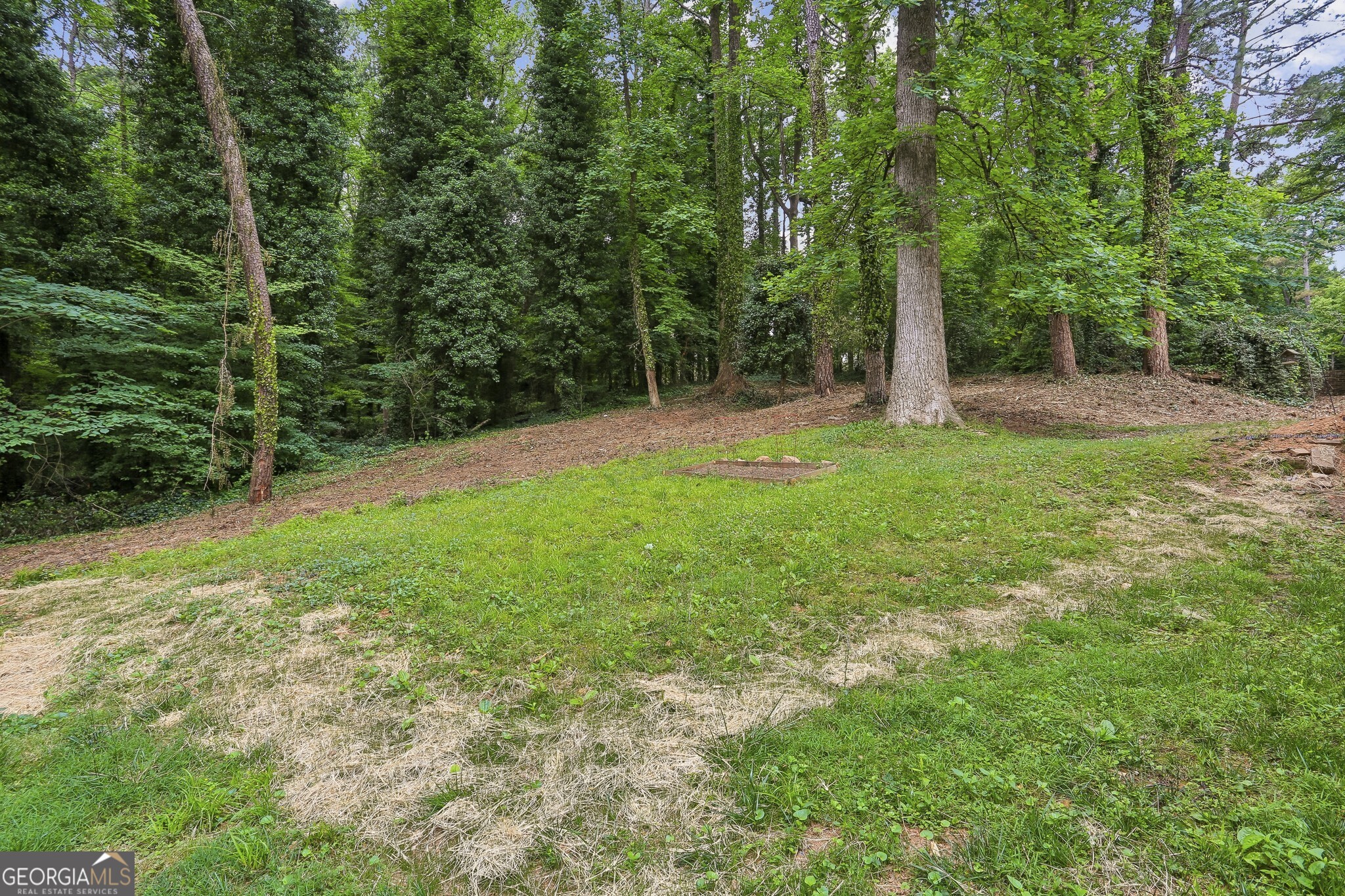 2893 White Oak Drive