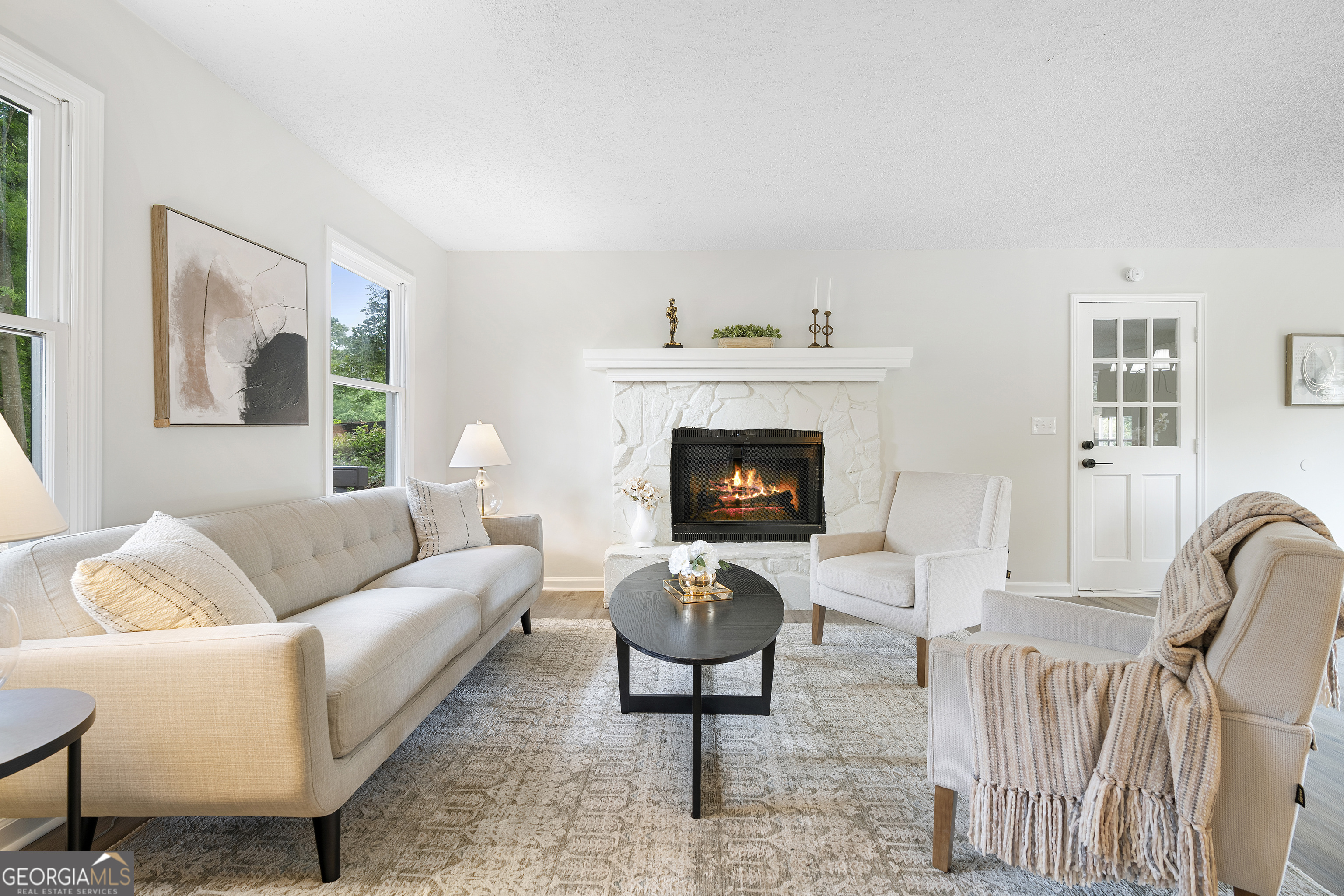 4908 Sunrise Way