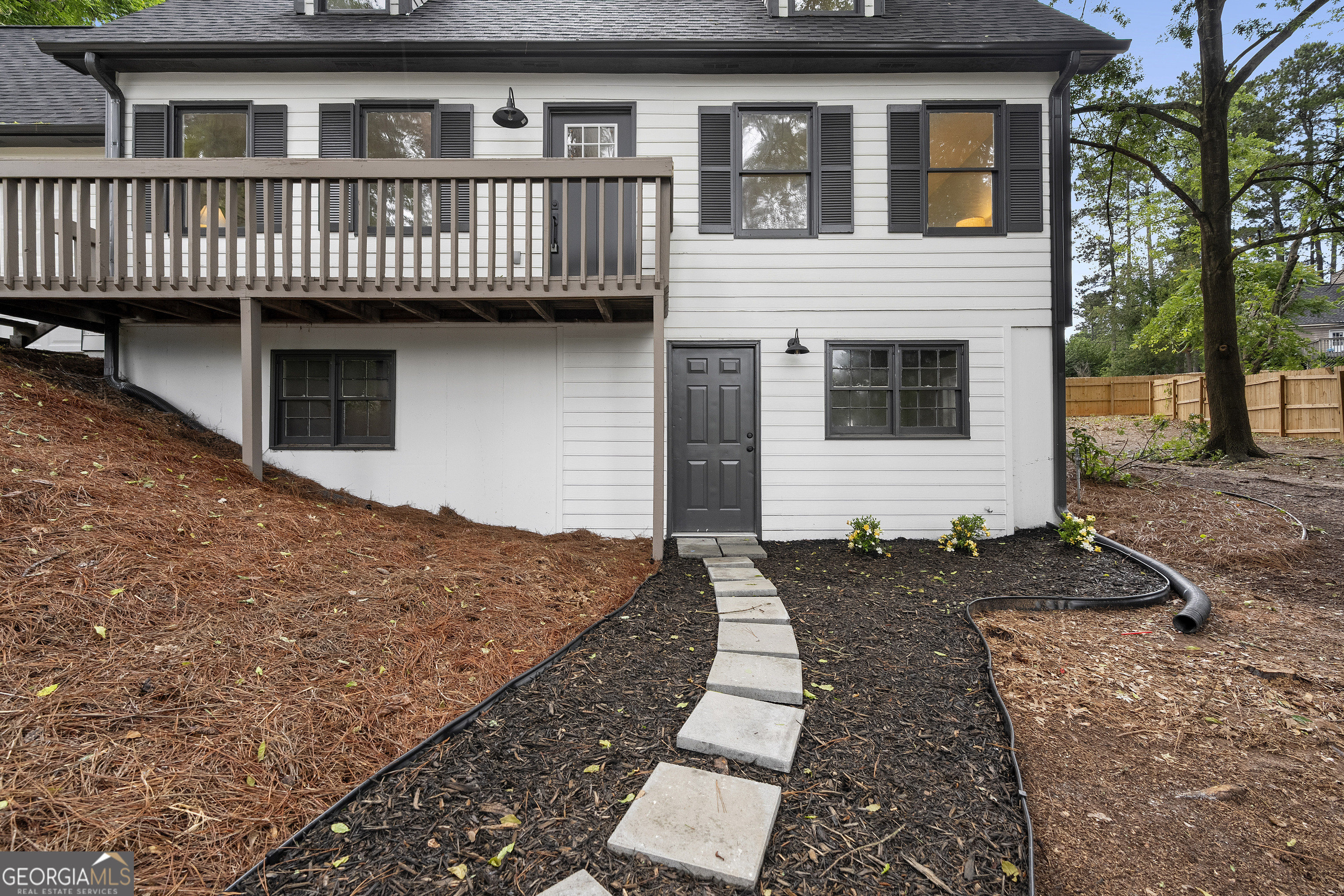4908 Sunrise Way