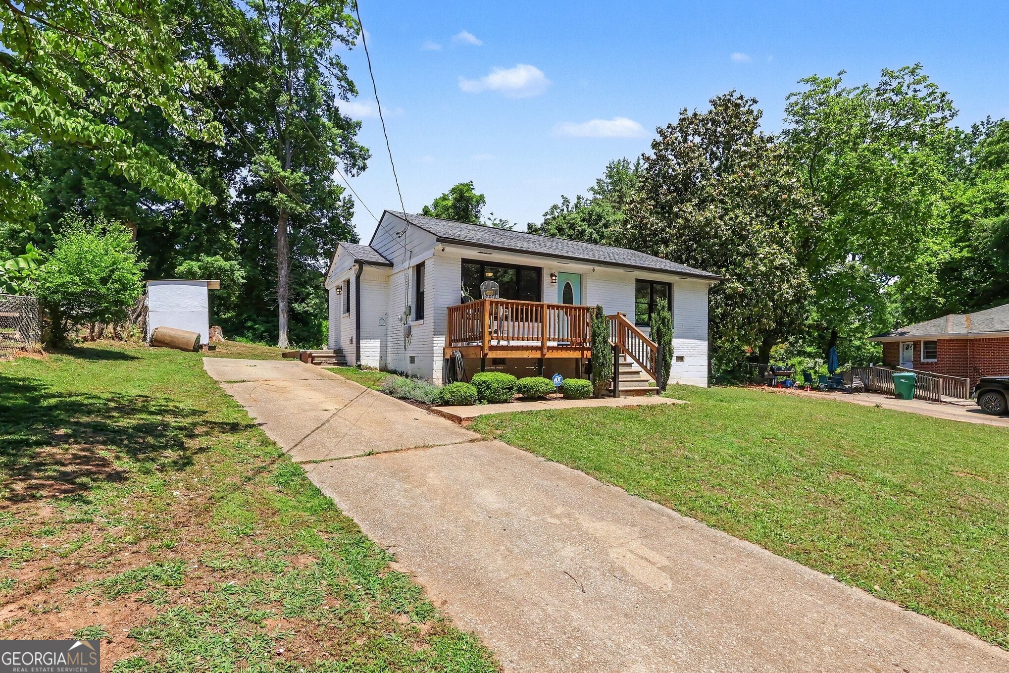 1120 Delores Way