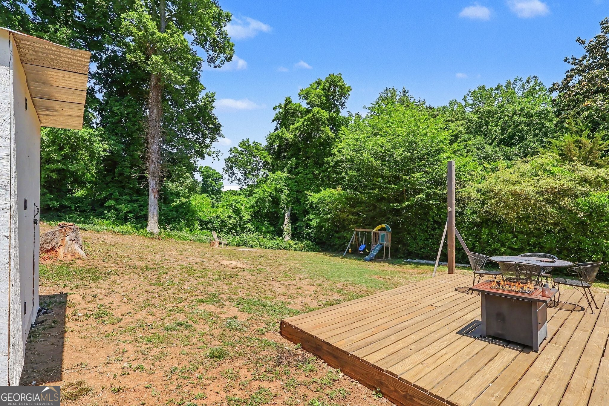 1120 Delores Way