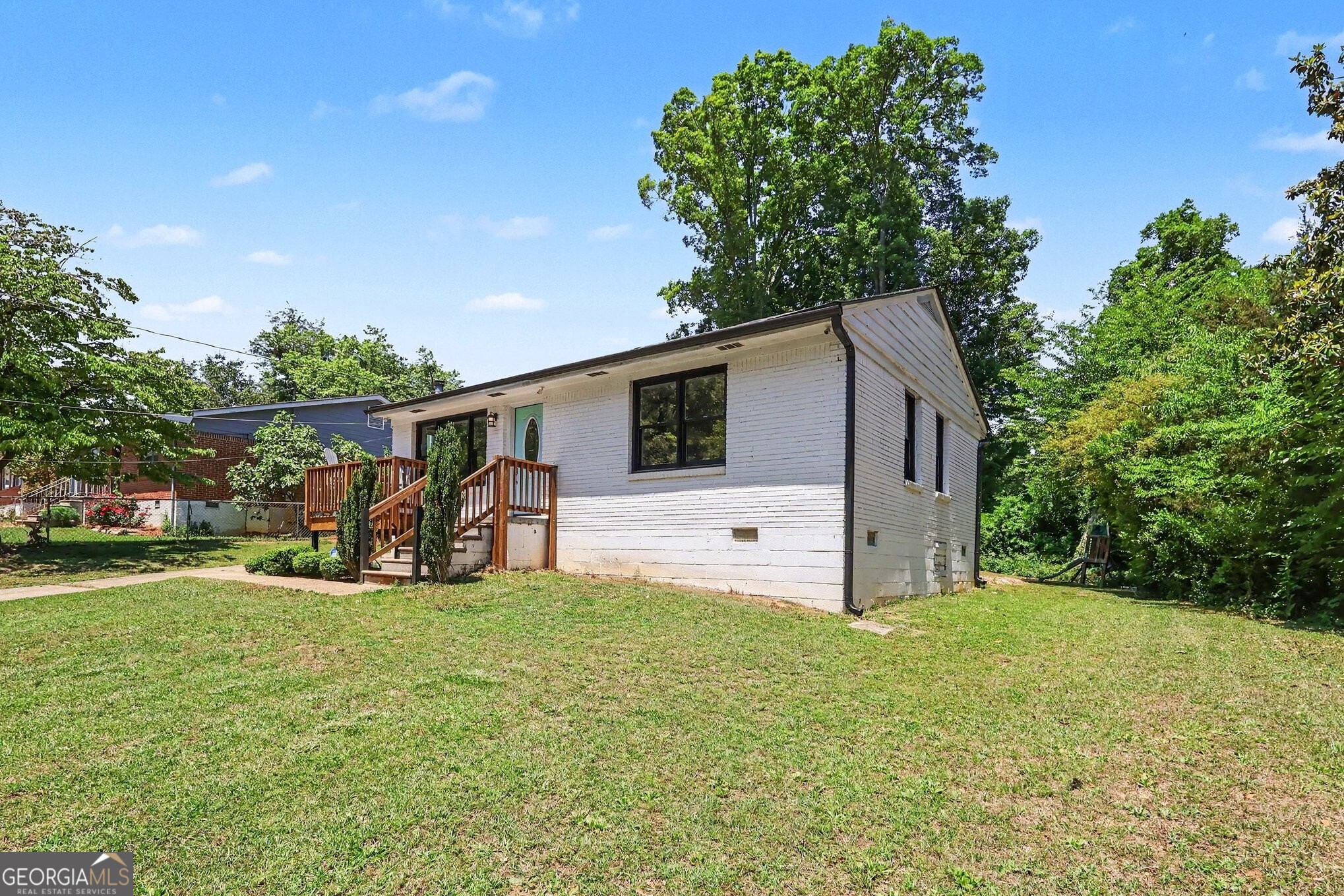 1120 Delores Way