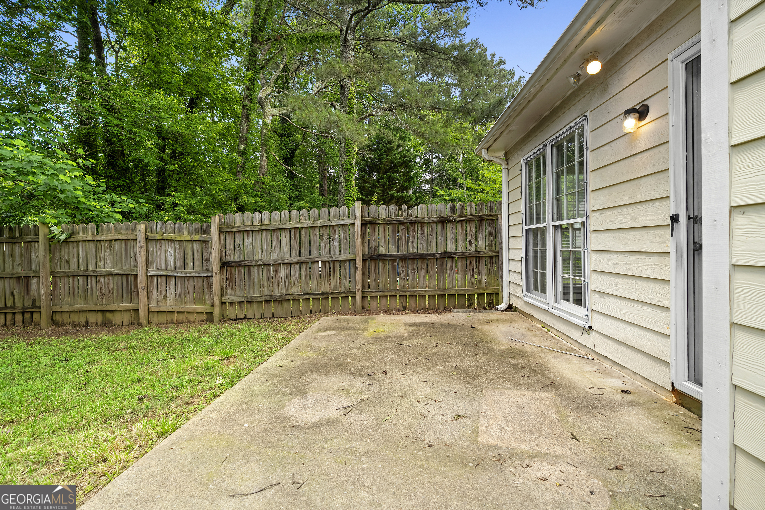 6231 Autumn View Court NW