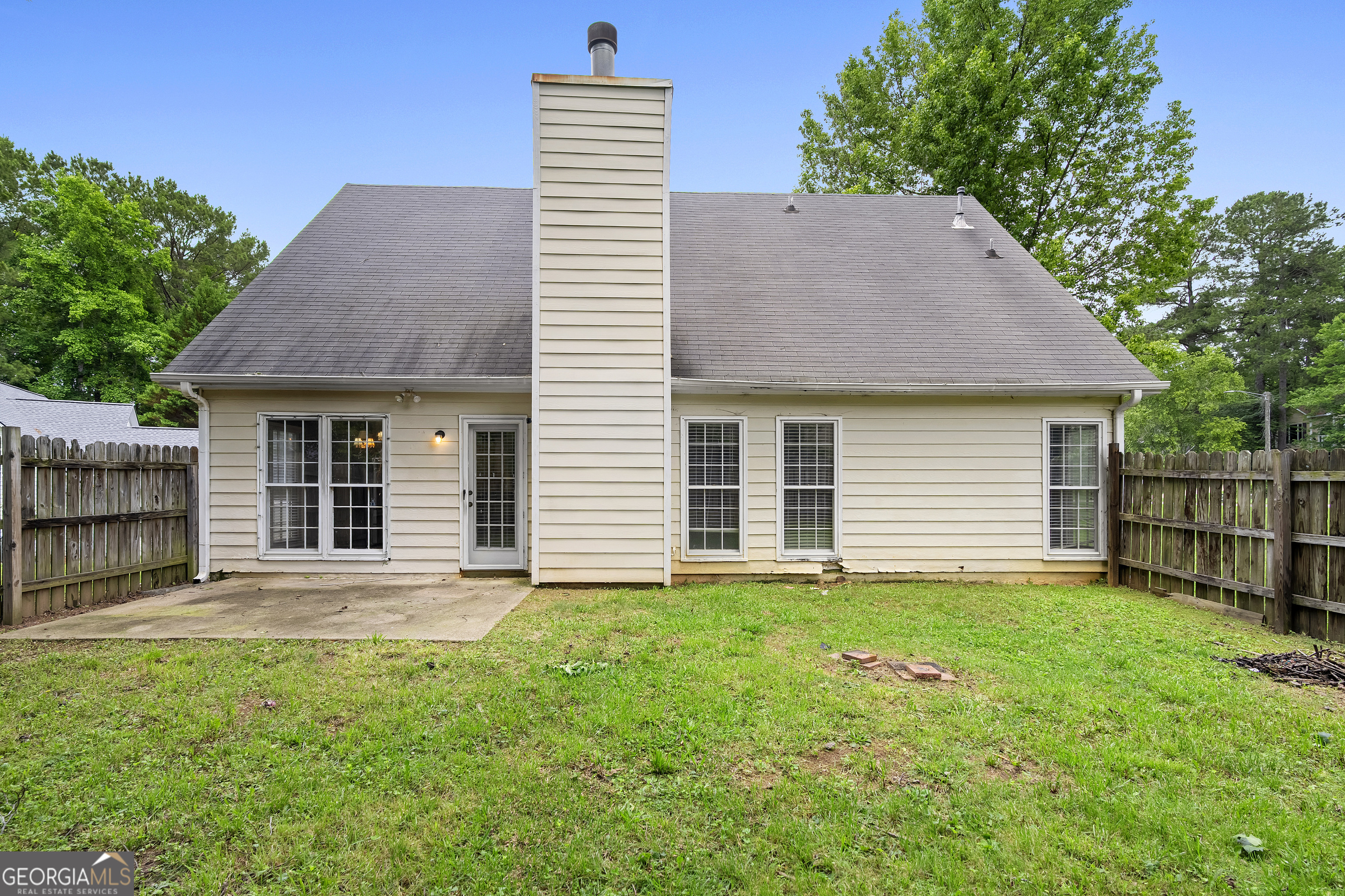 6231 Autumn View Court NW