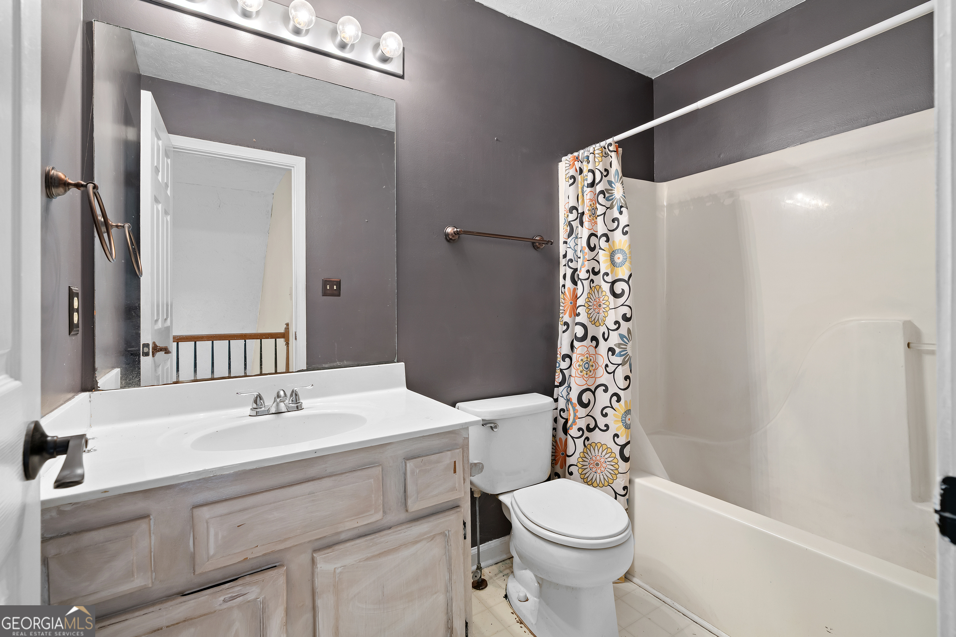 6231 Autumn View Court NW