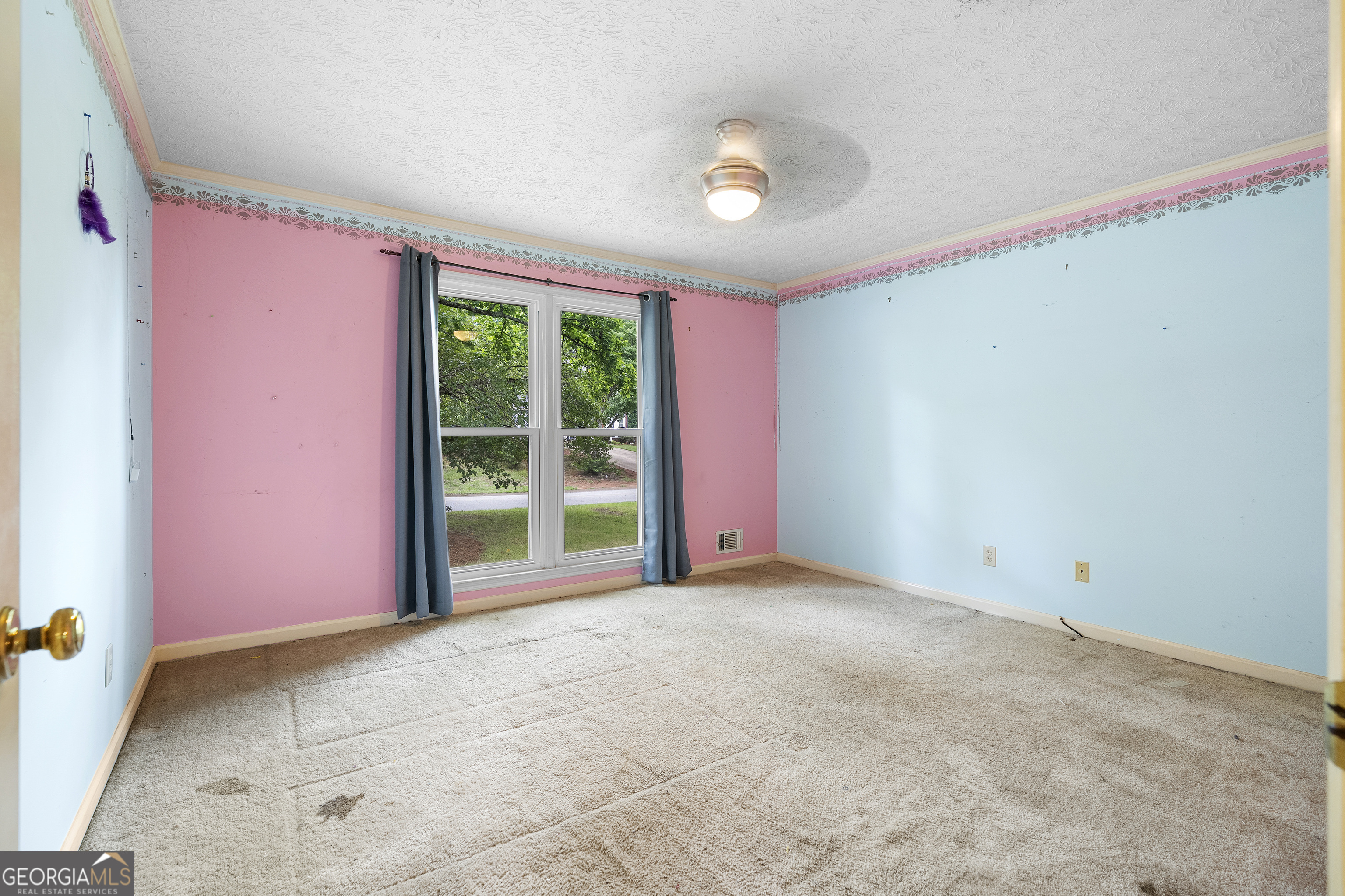 531 Gregory Lane