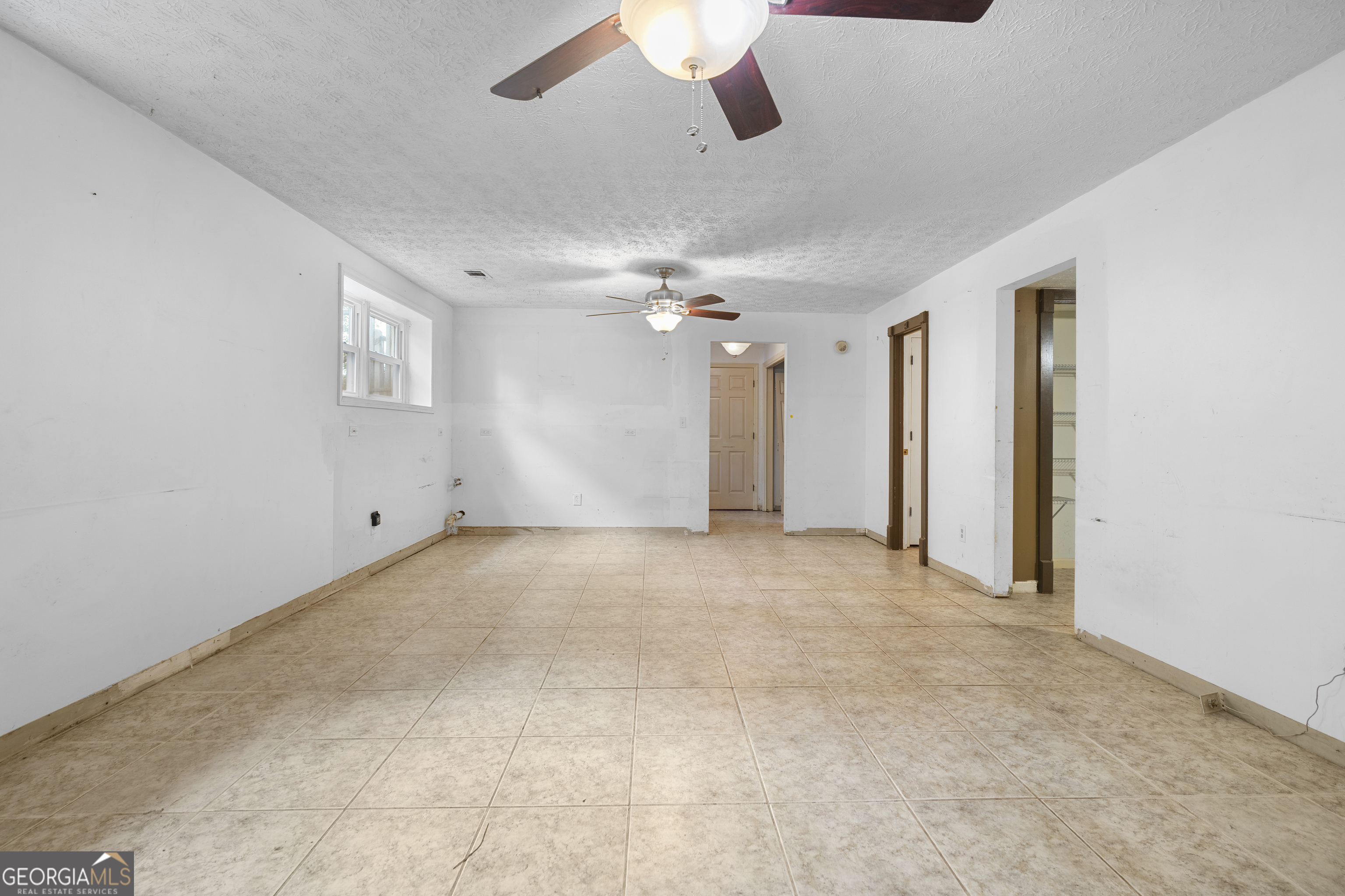 531 Gregory Lane