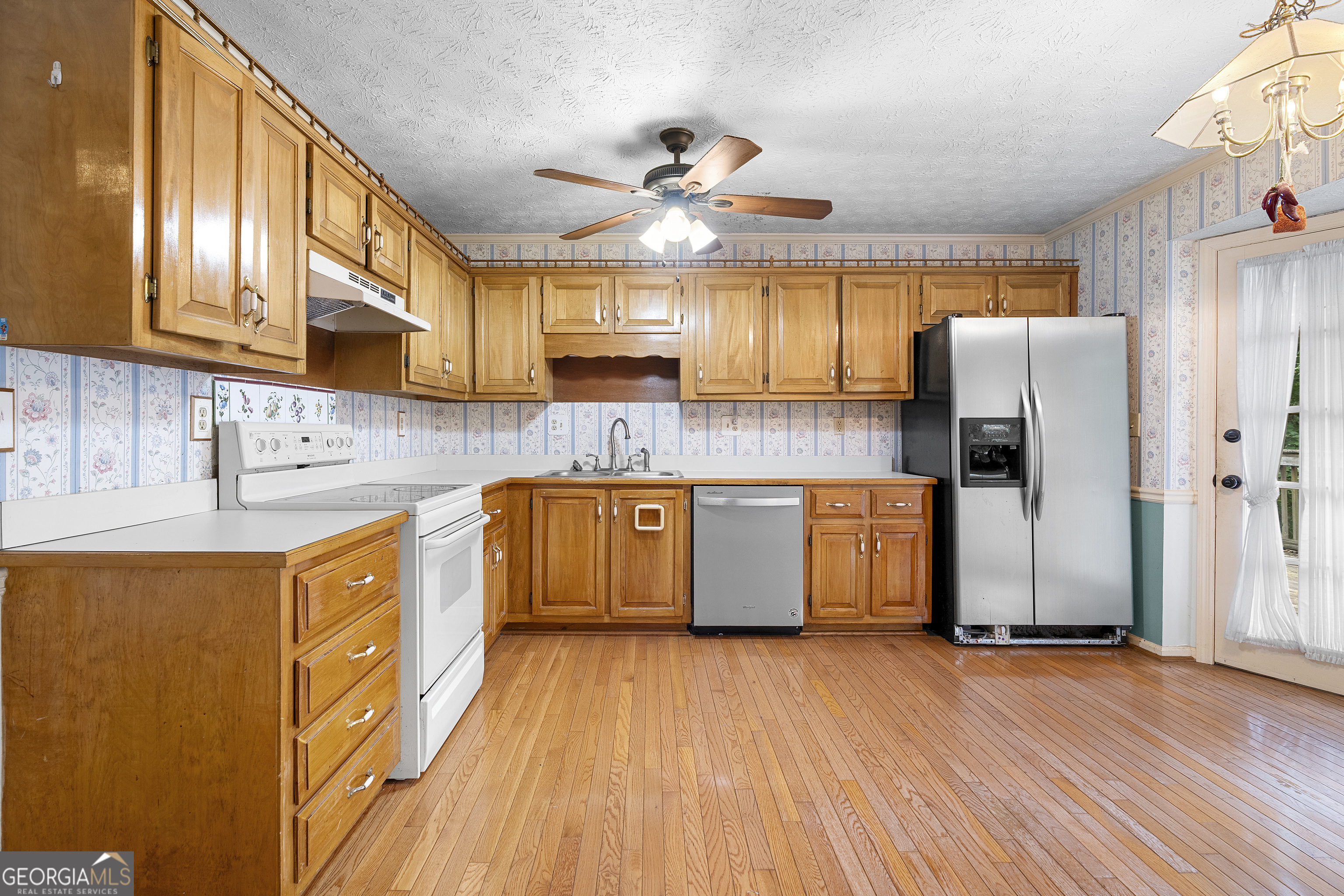 531 Gregory Lane