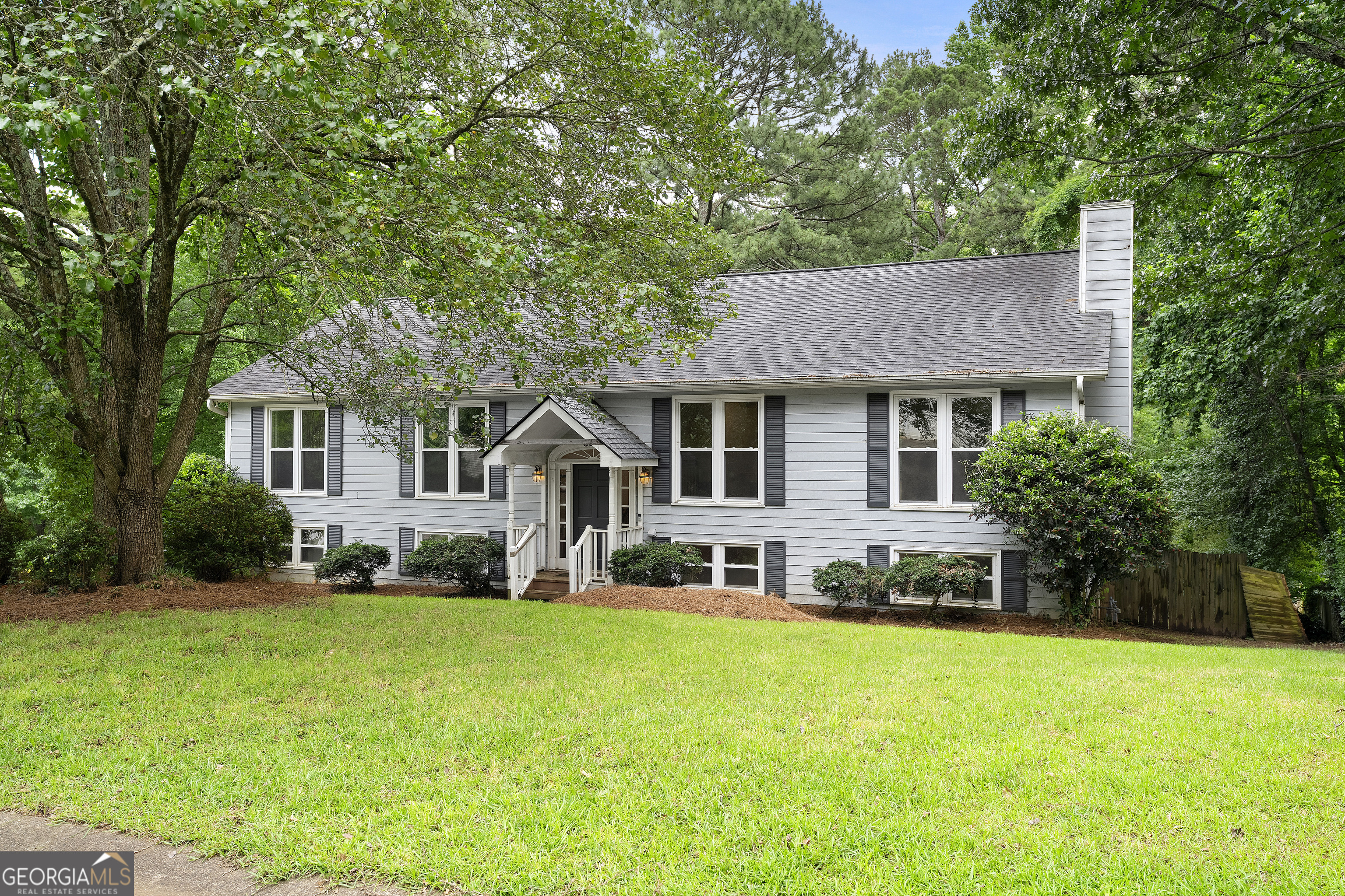 531 Gregory Lane