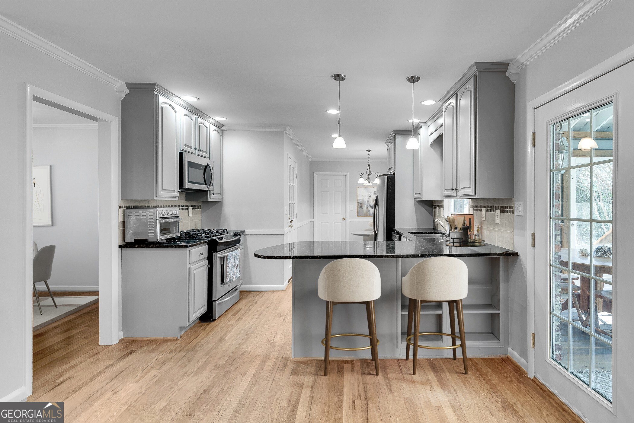 1440 Diamond Head Circle