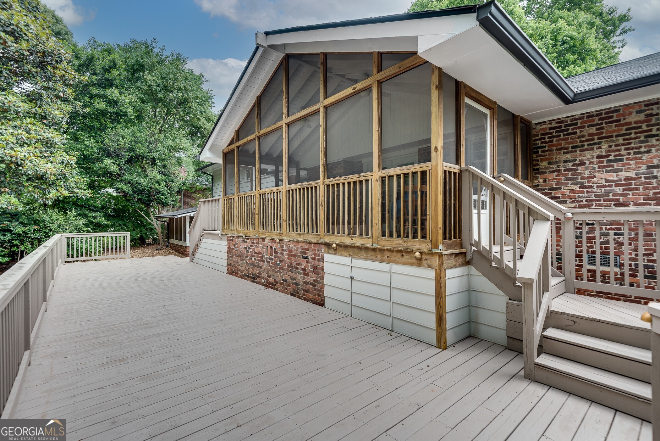 1440 Diamond Head Circle