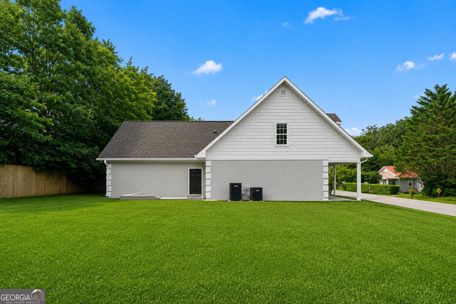 51 Pine Avenue