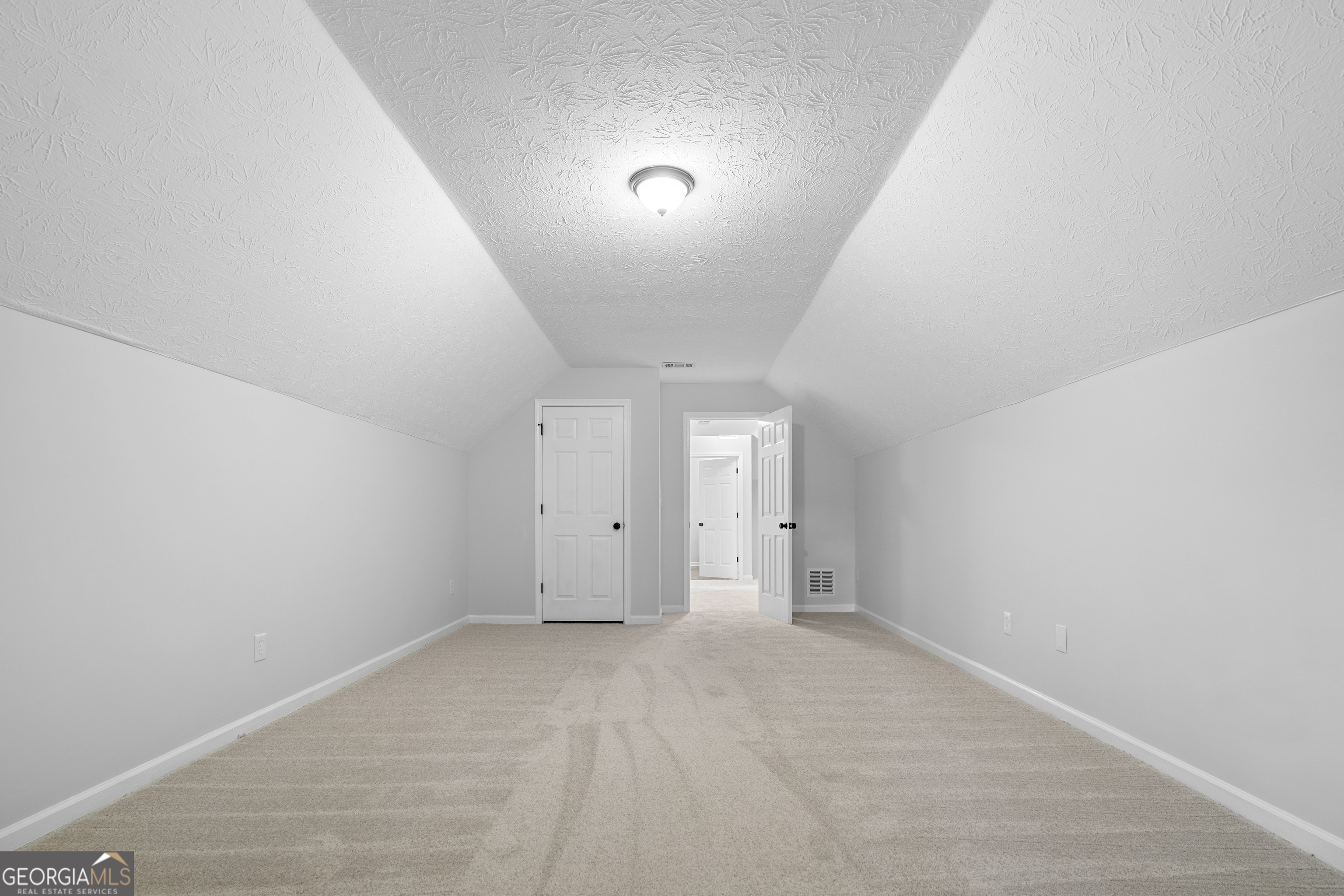 51 Pine Avenue