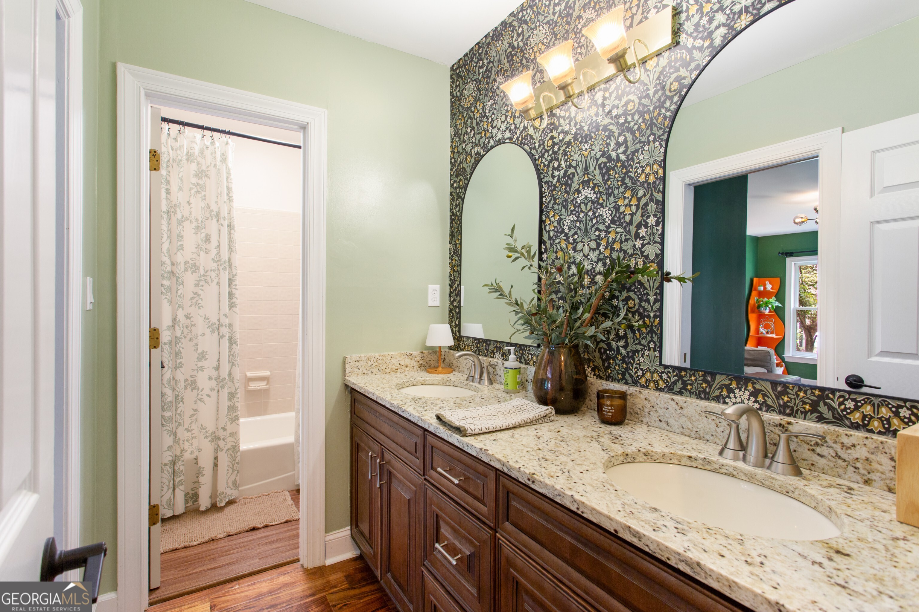 3712 Wedgewood Chase