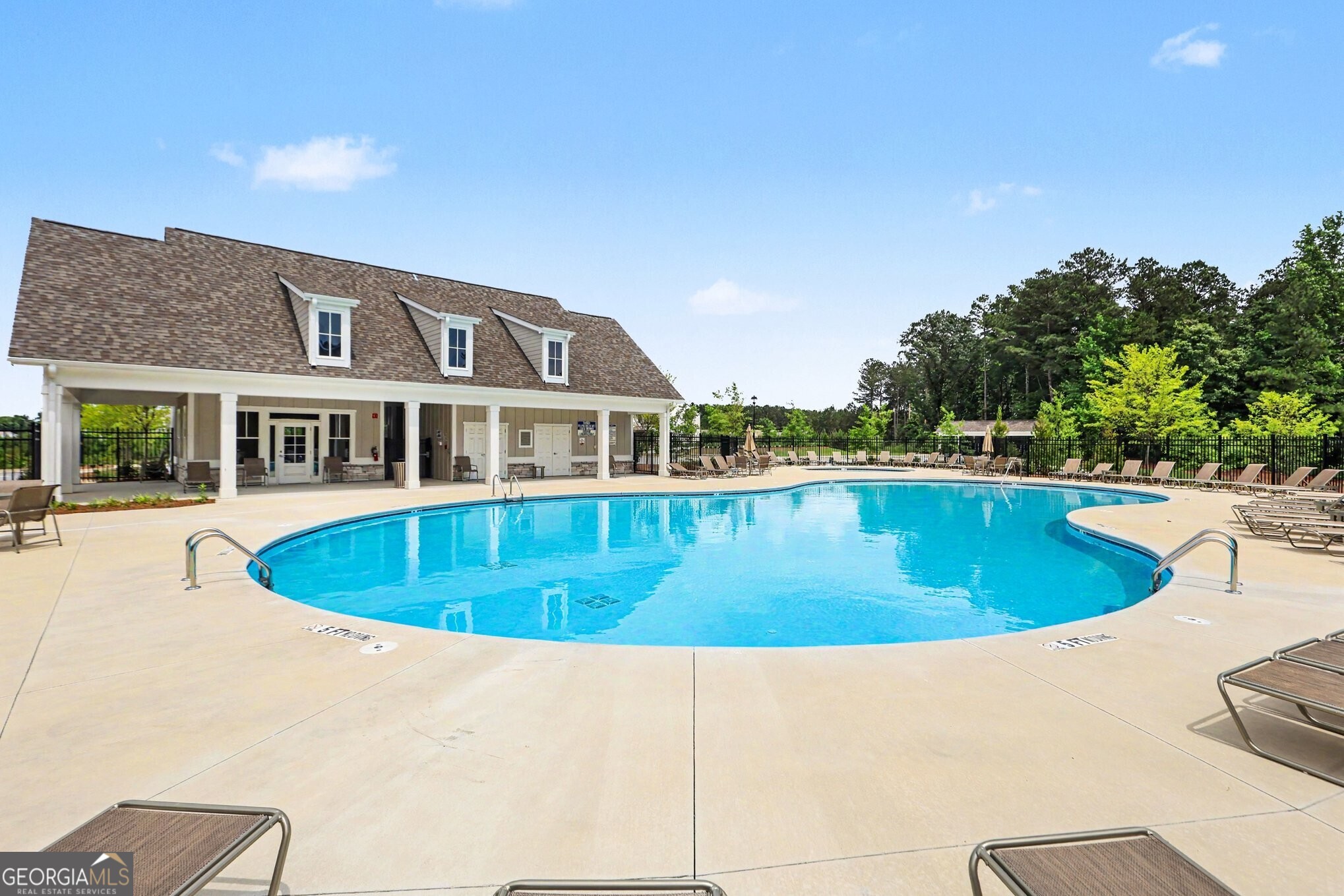 8233 Bluewater Drive