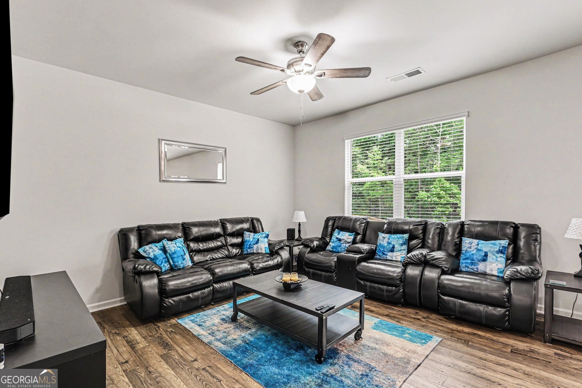 8233 Bluewater Drive