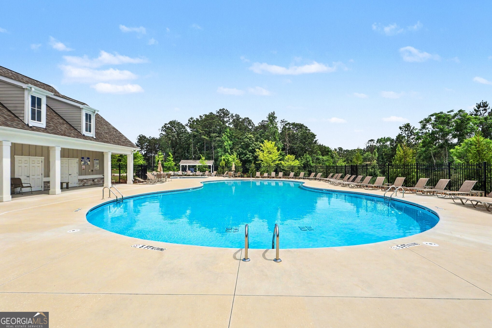 8233 Bluewater Drive