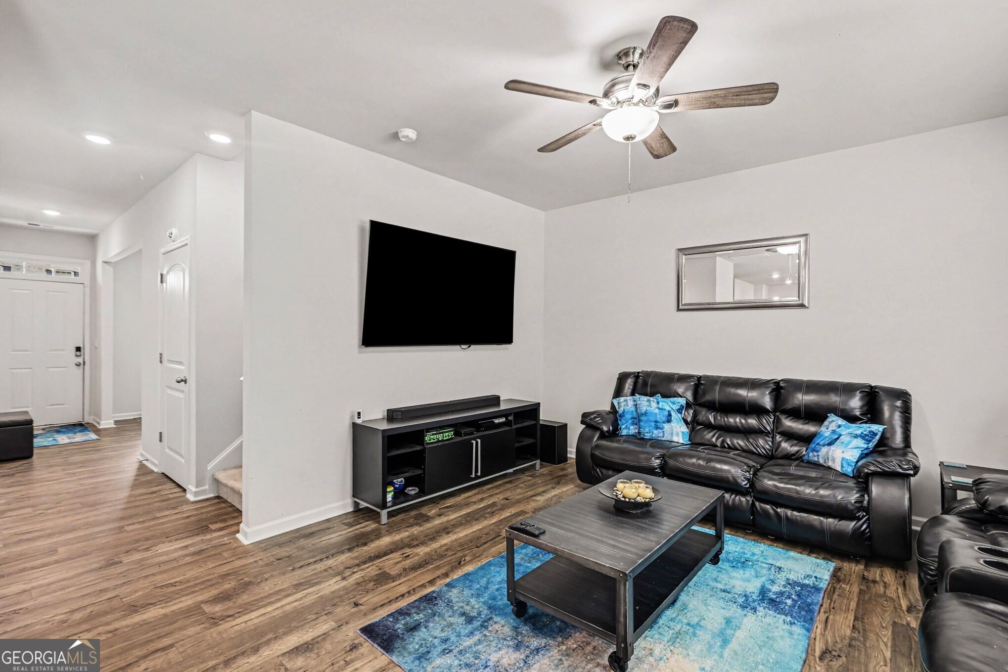 8233 Bluewater Drive