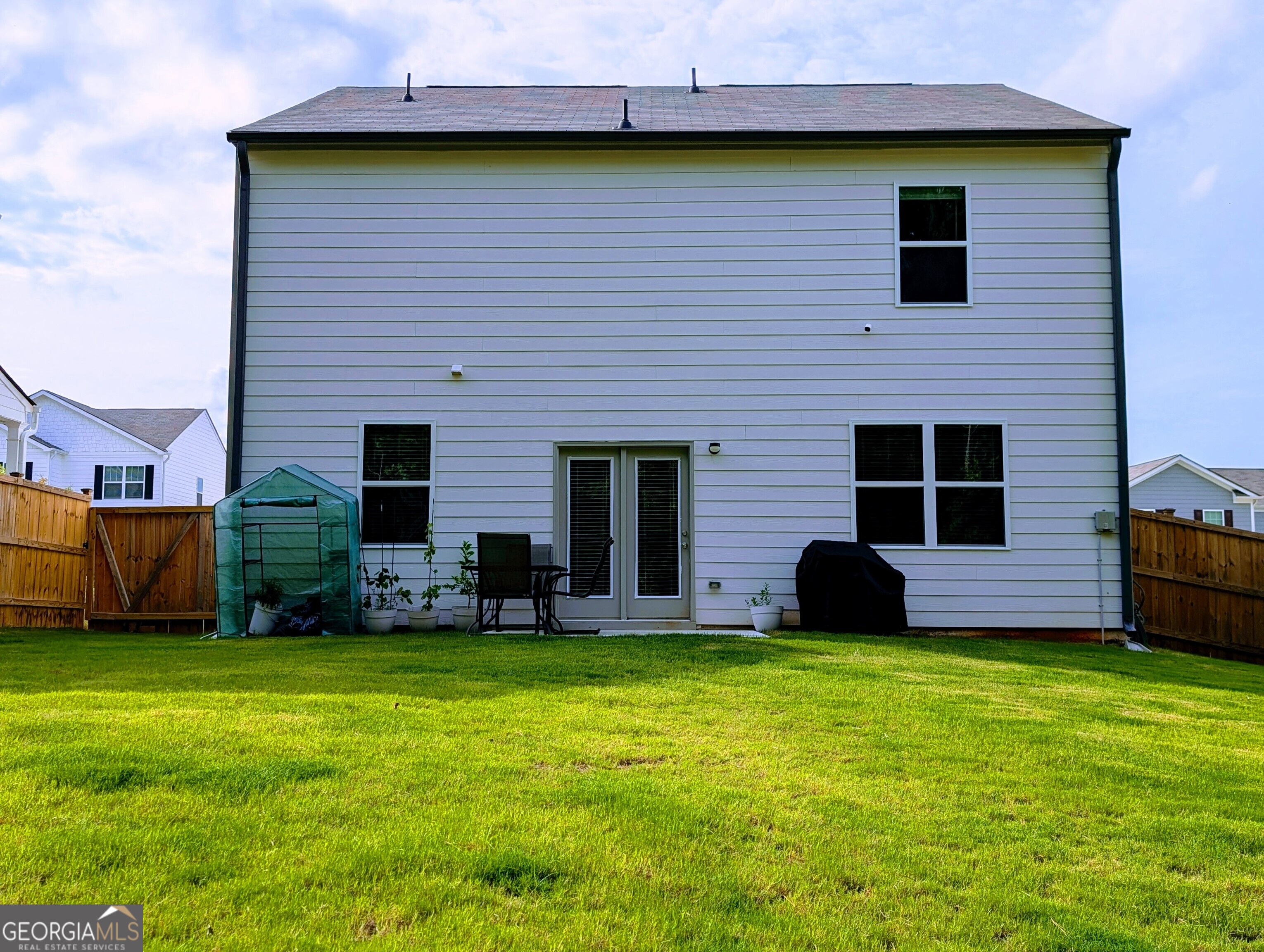 8233 Bluewater Drive