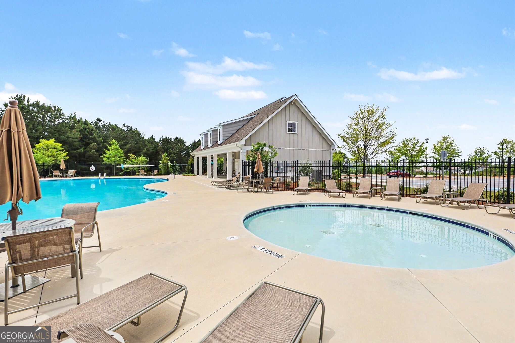 8233 Bluewater Drive