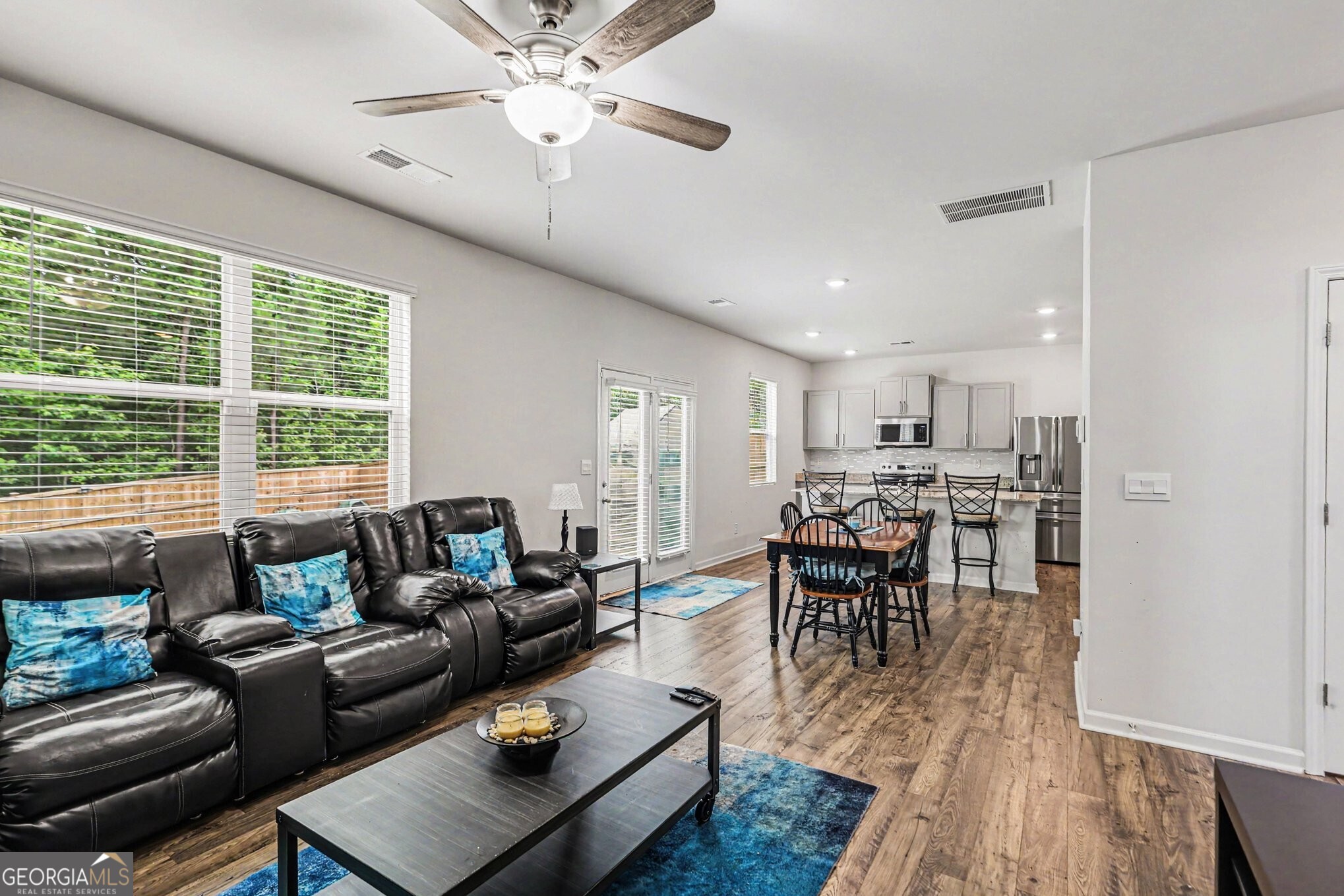 8233 Bluewater Drive