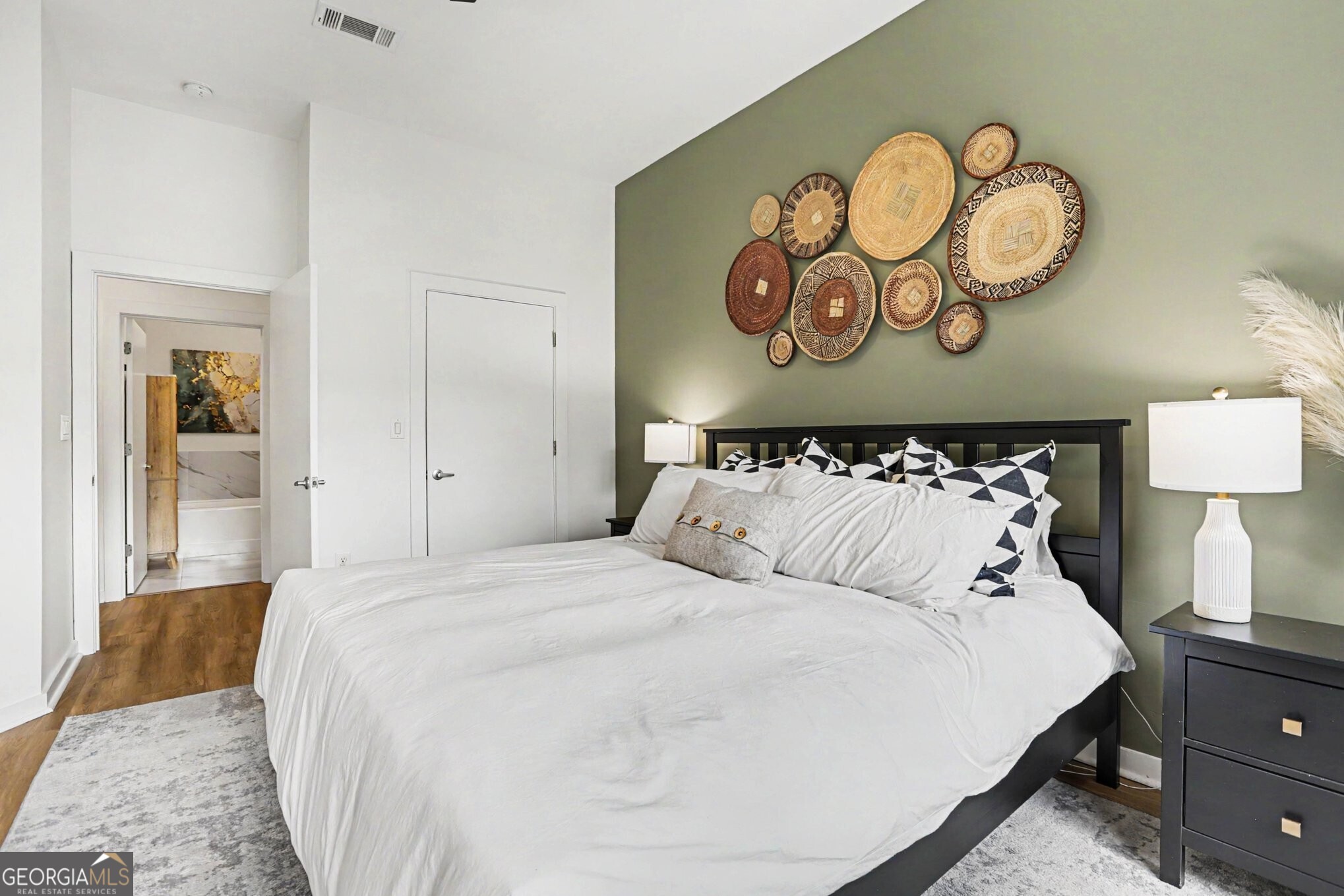 870 Inman Village Parkway NE # 424