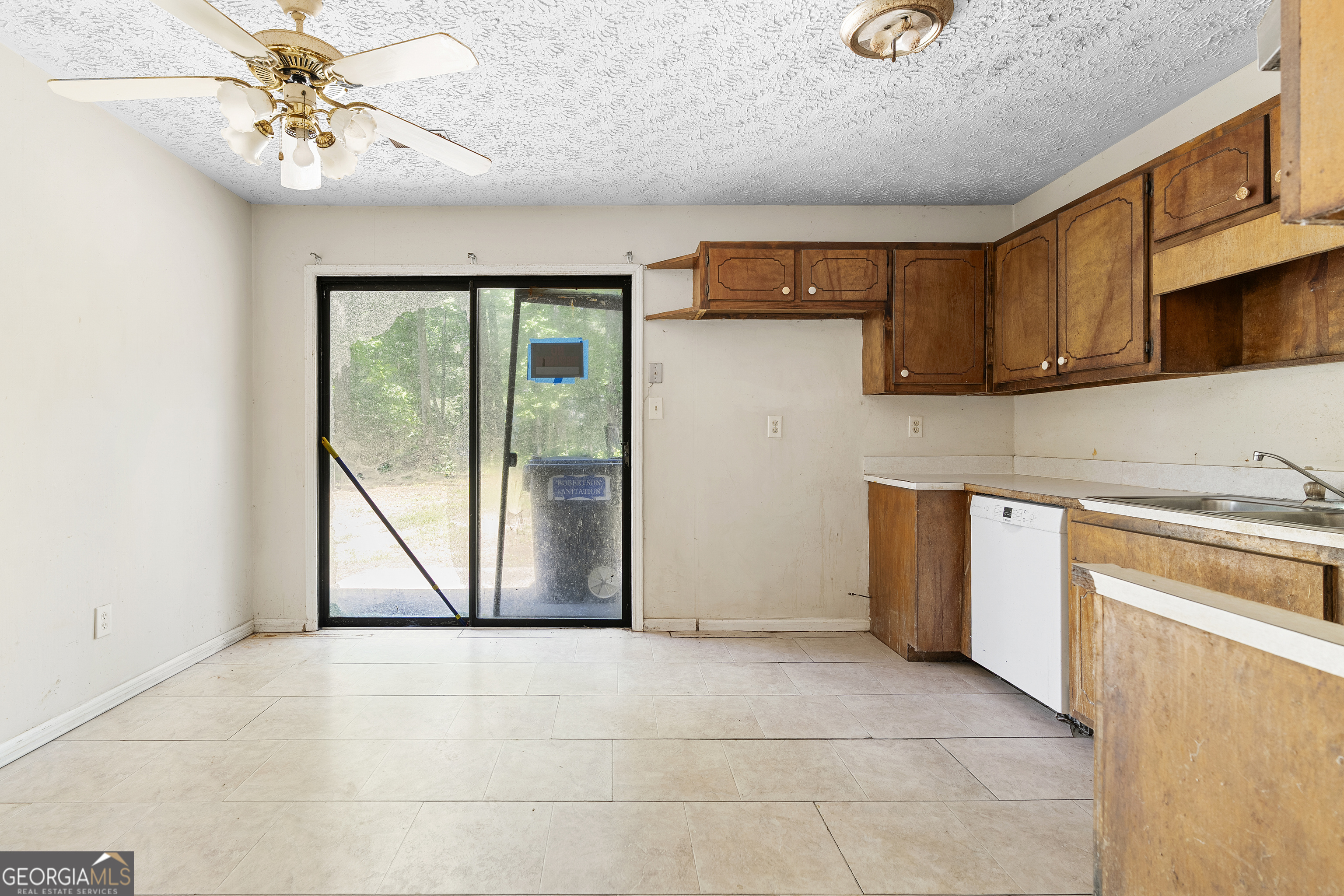 850 856 Pastel Drive