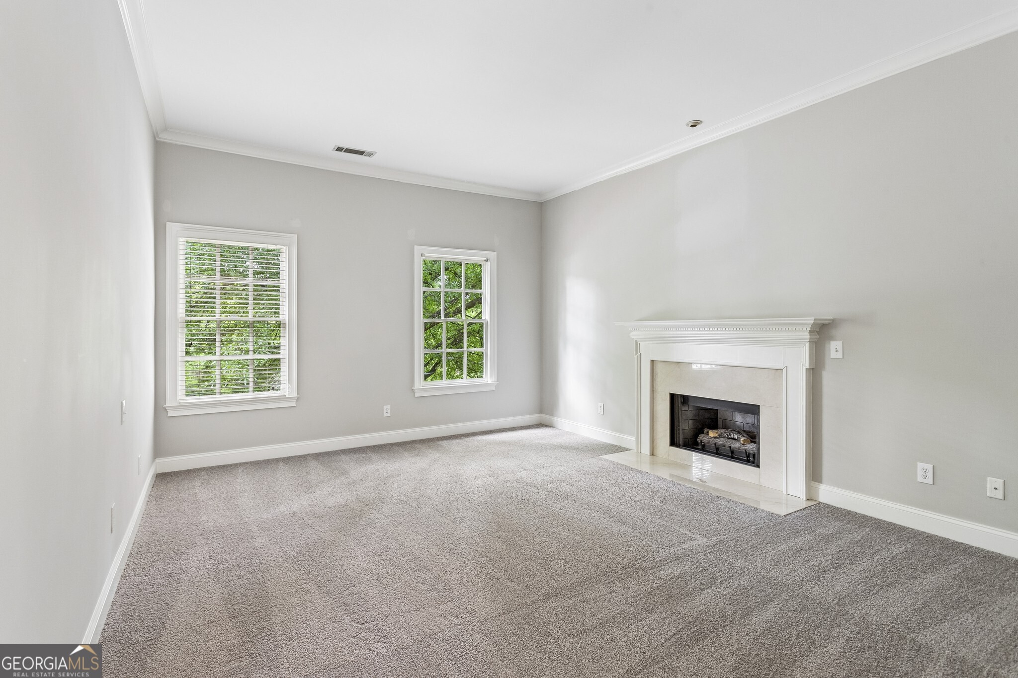2181 McKinley Road NW