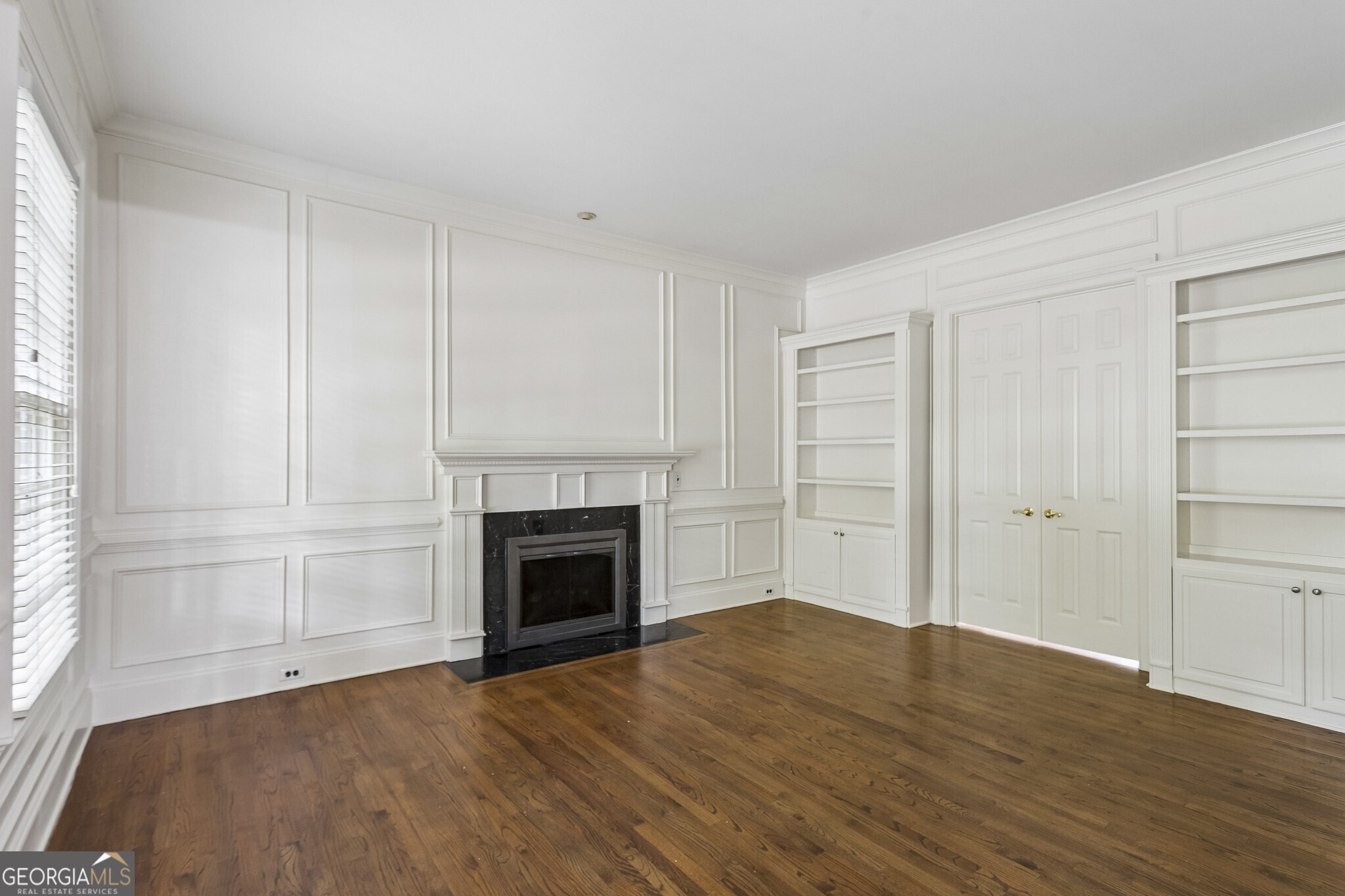 2181 McKinley Road NW