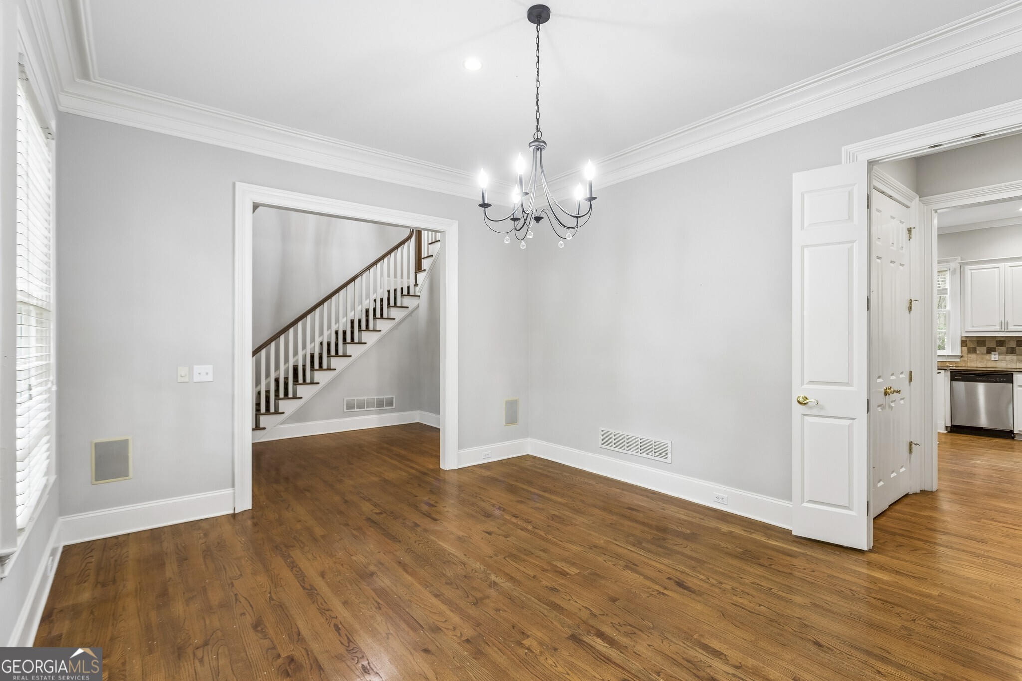 2181 McKinley Road NW
