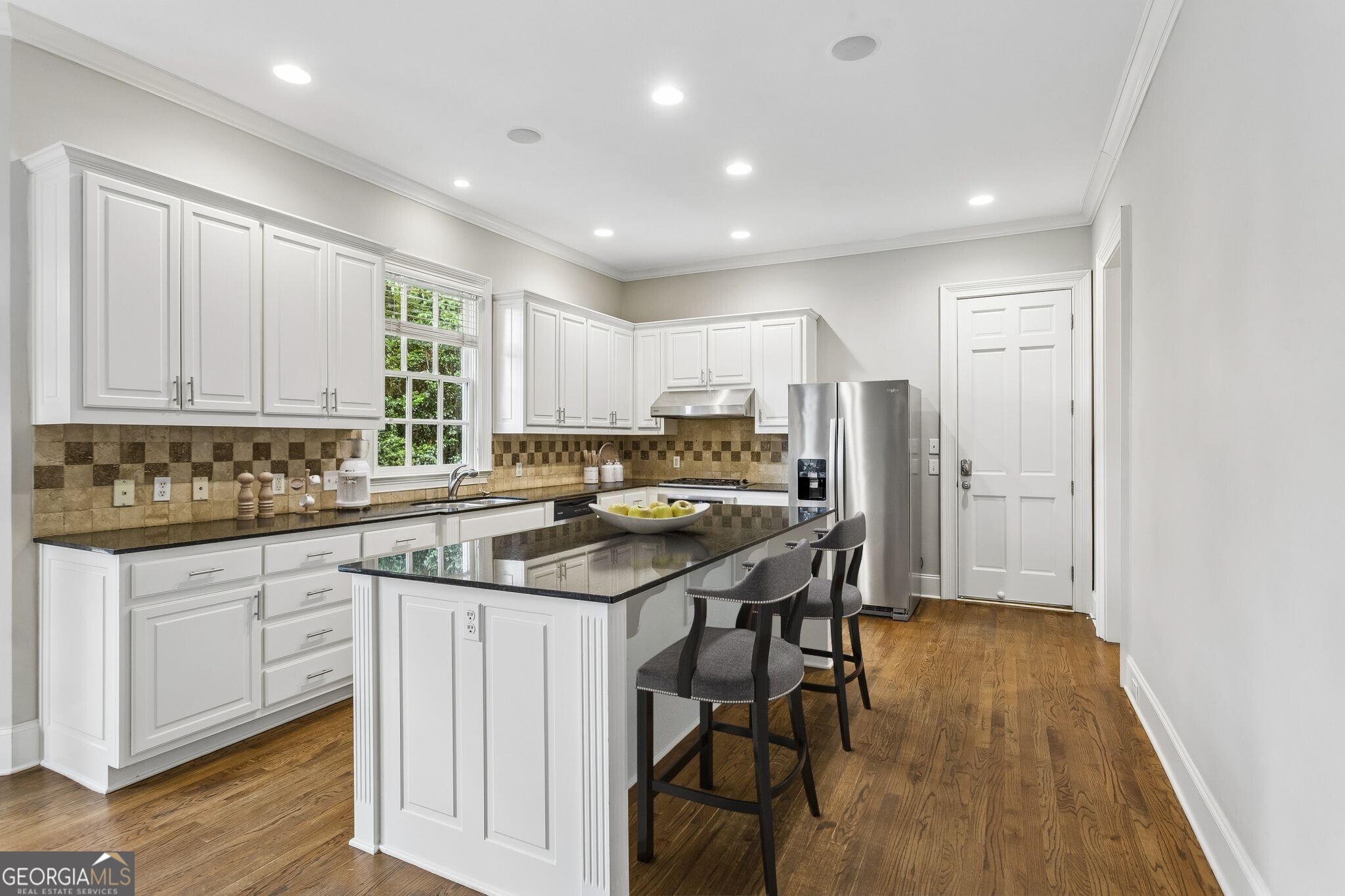 2181 McKinley Road NW