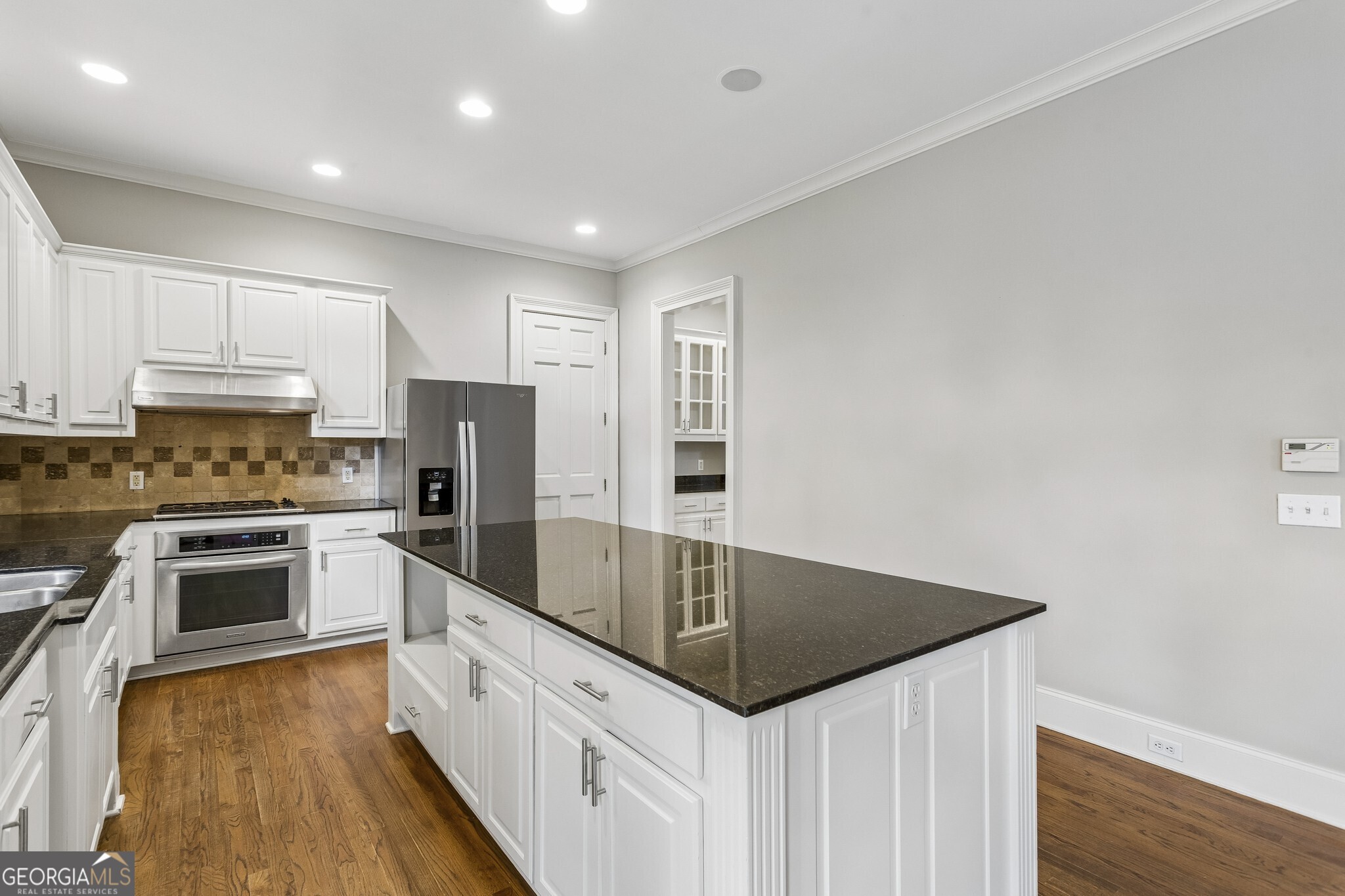 2181 McKinley Road NW