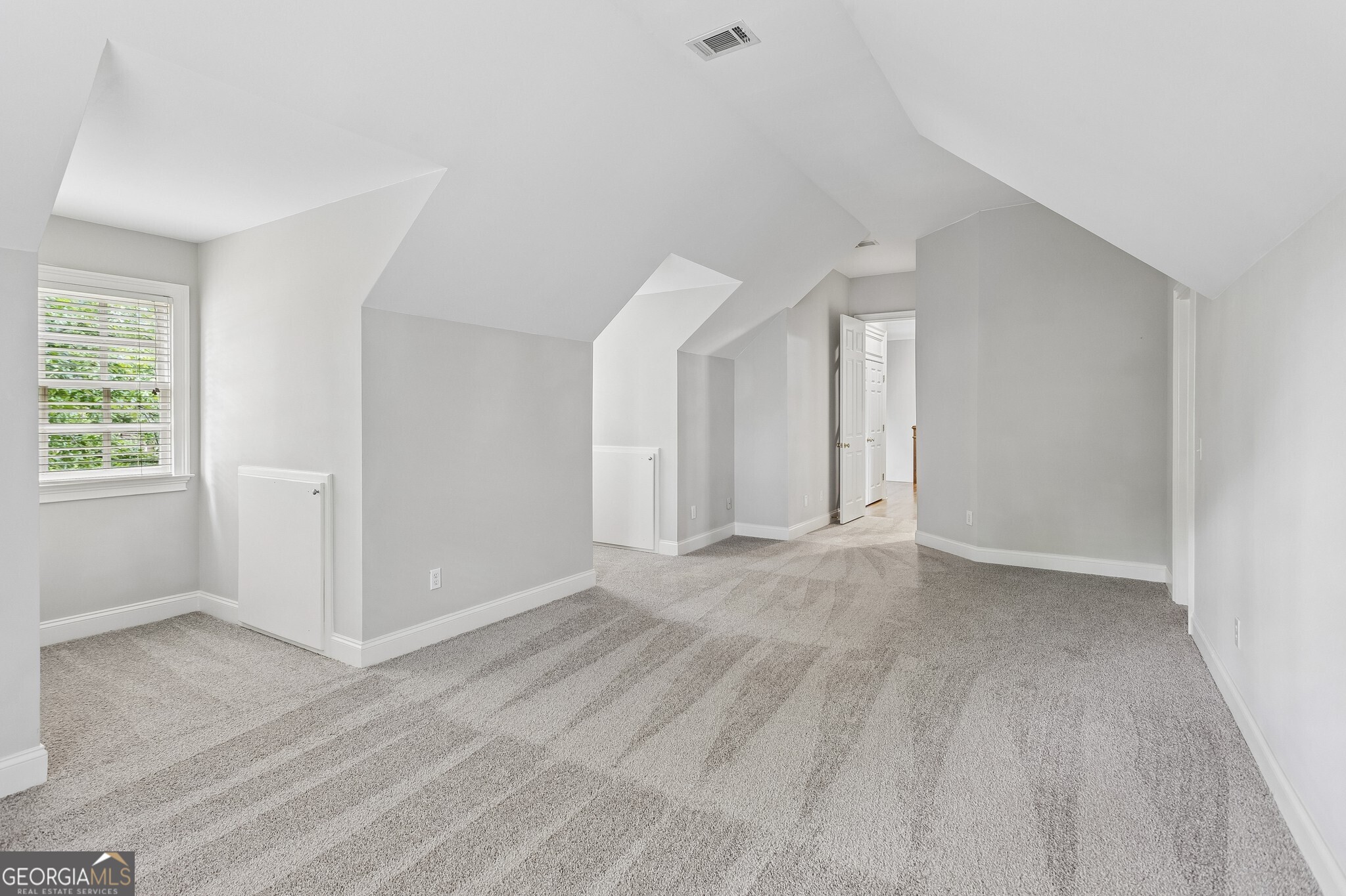 2181 McKinley Road NW