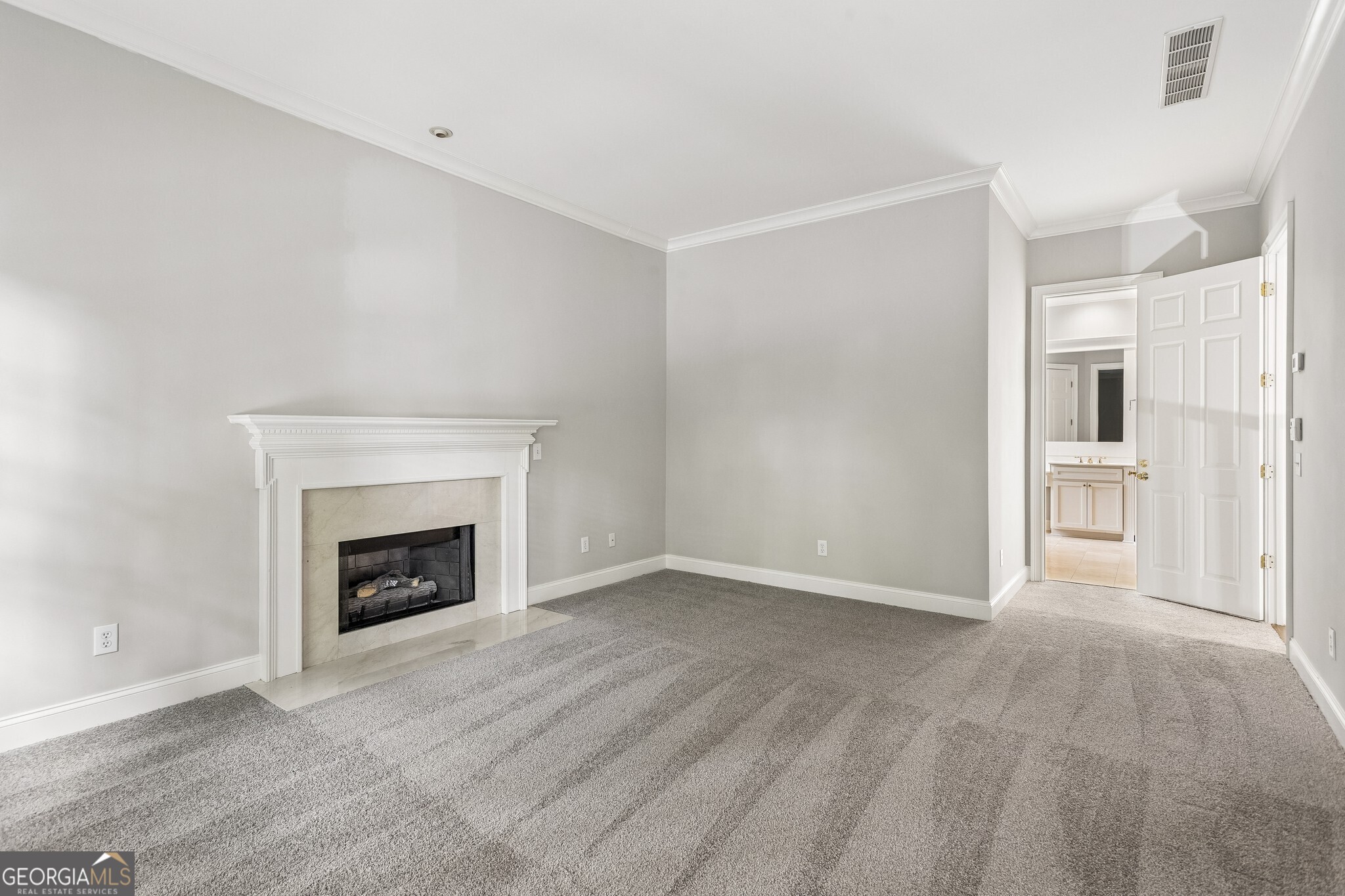 2181 McKinley Road NW