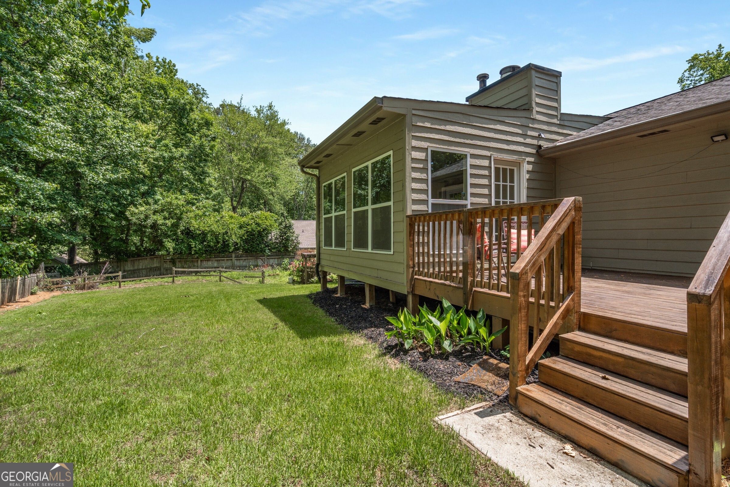2795 Bentwood Drive
